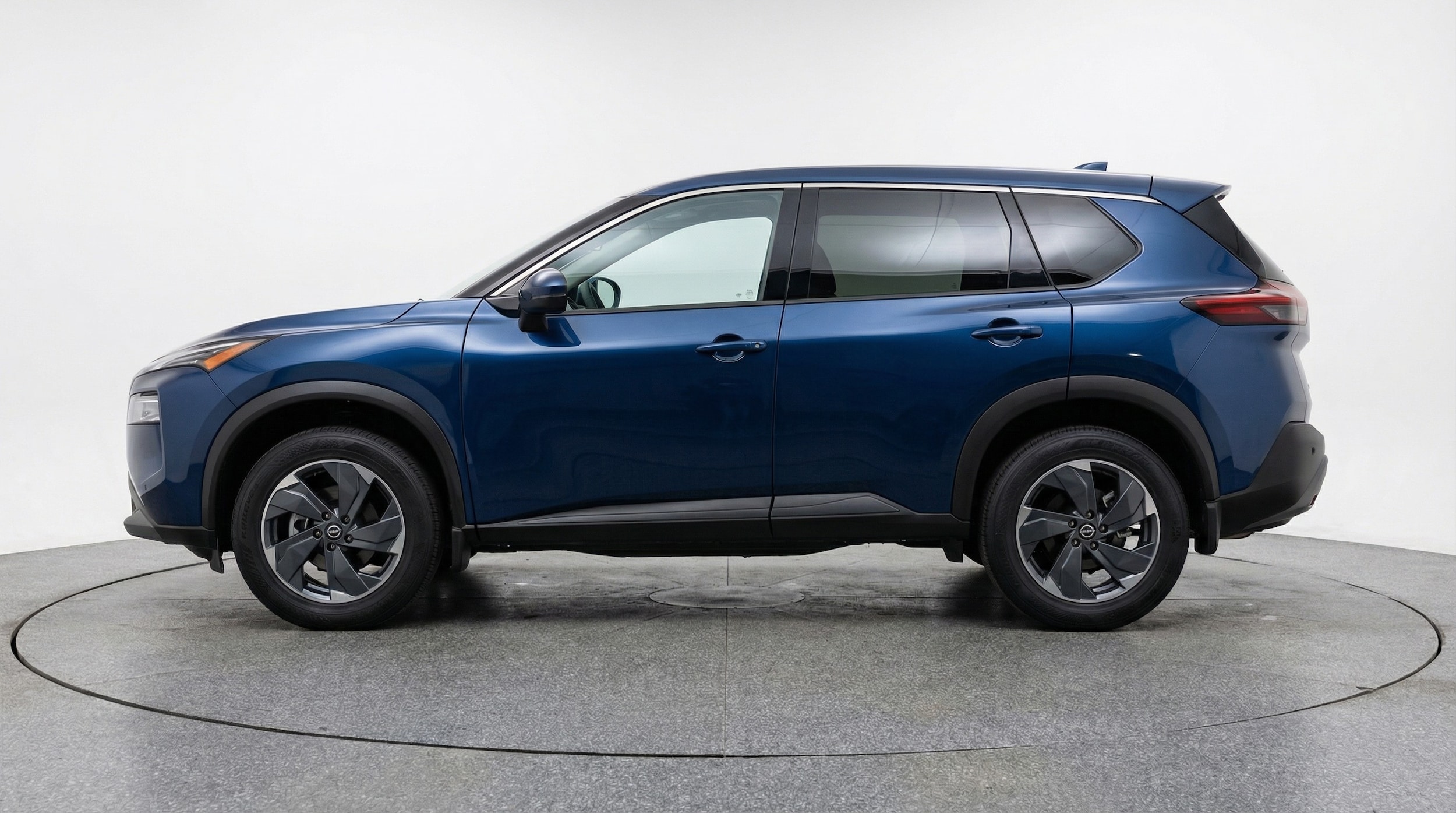 Thumbnail: 2025 Nissan Rogue - 4