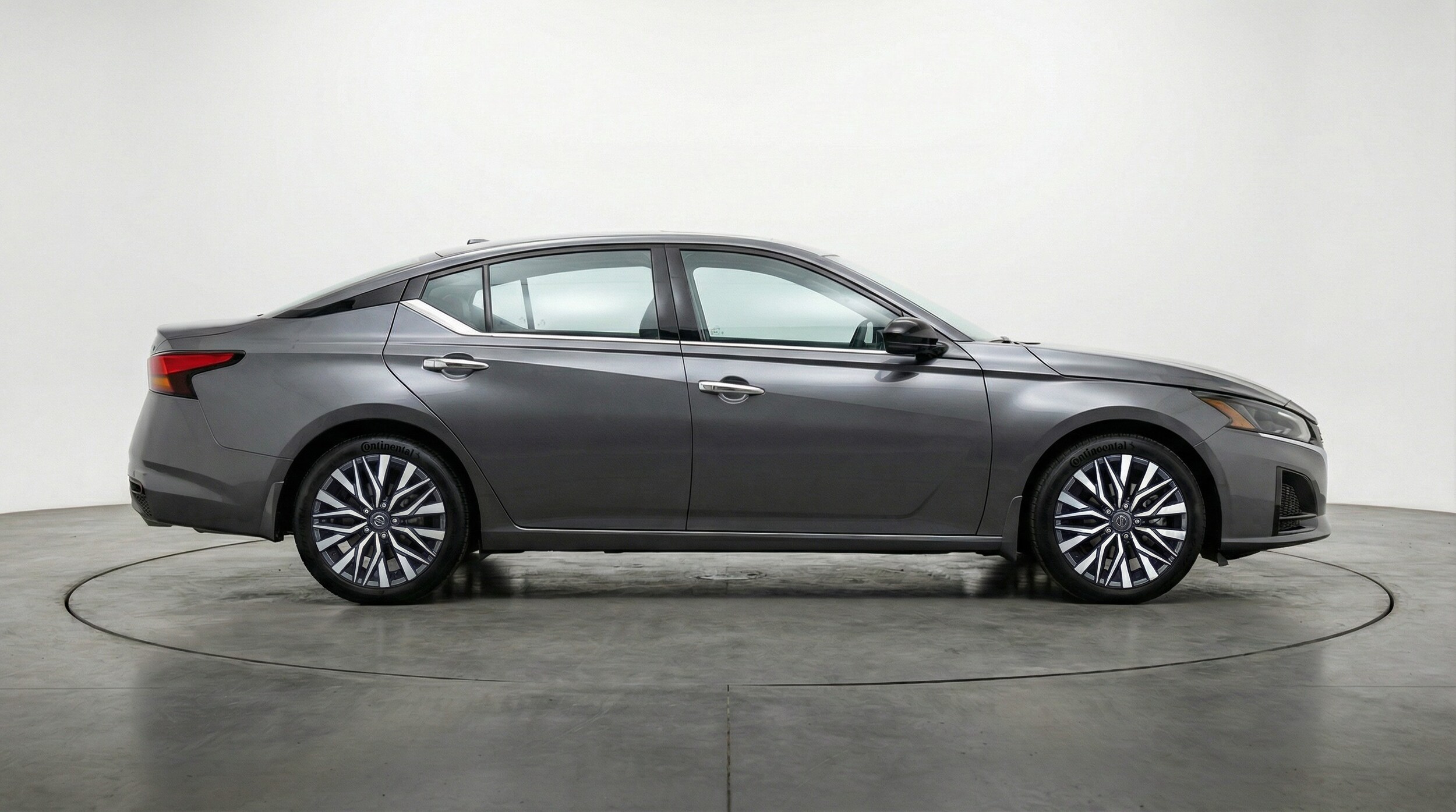 Thumbnail: 2025 Nissan Altima - 8