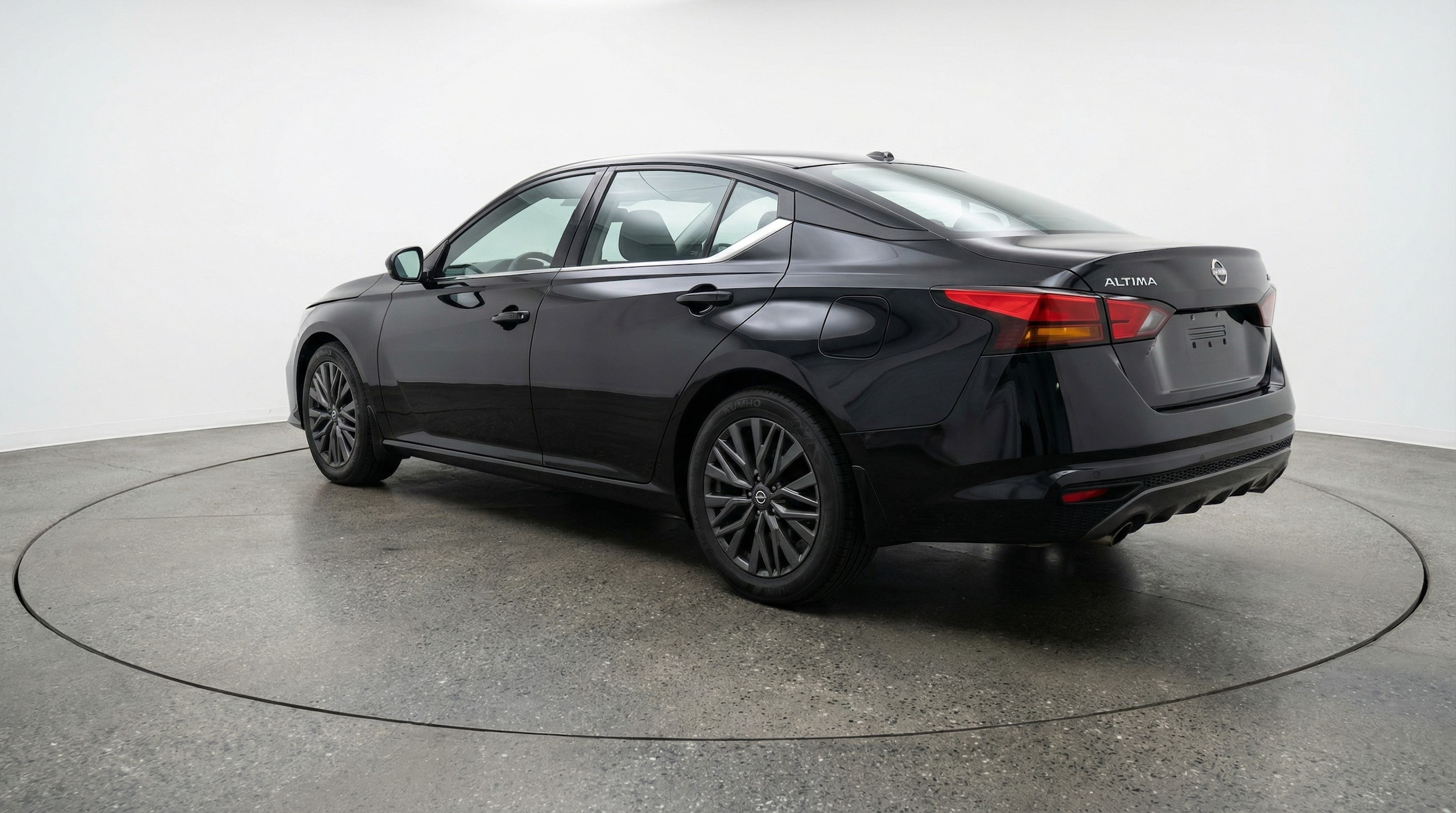 Thumbnail: 2025 Nissan Altima - 5