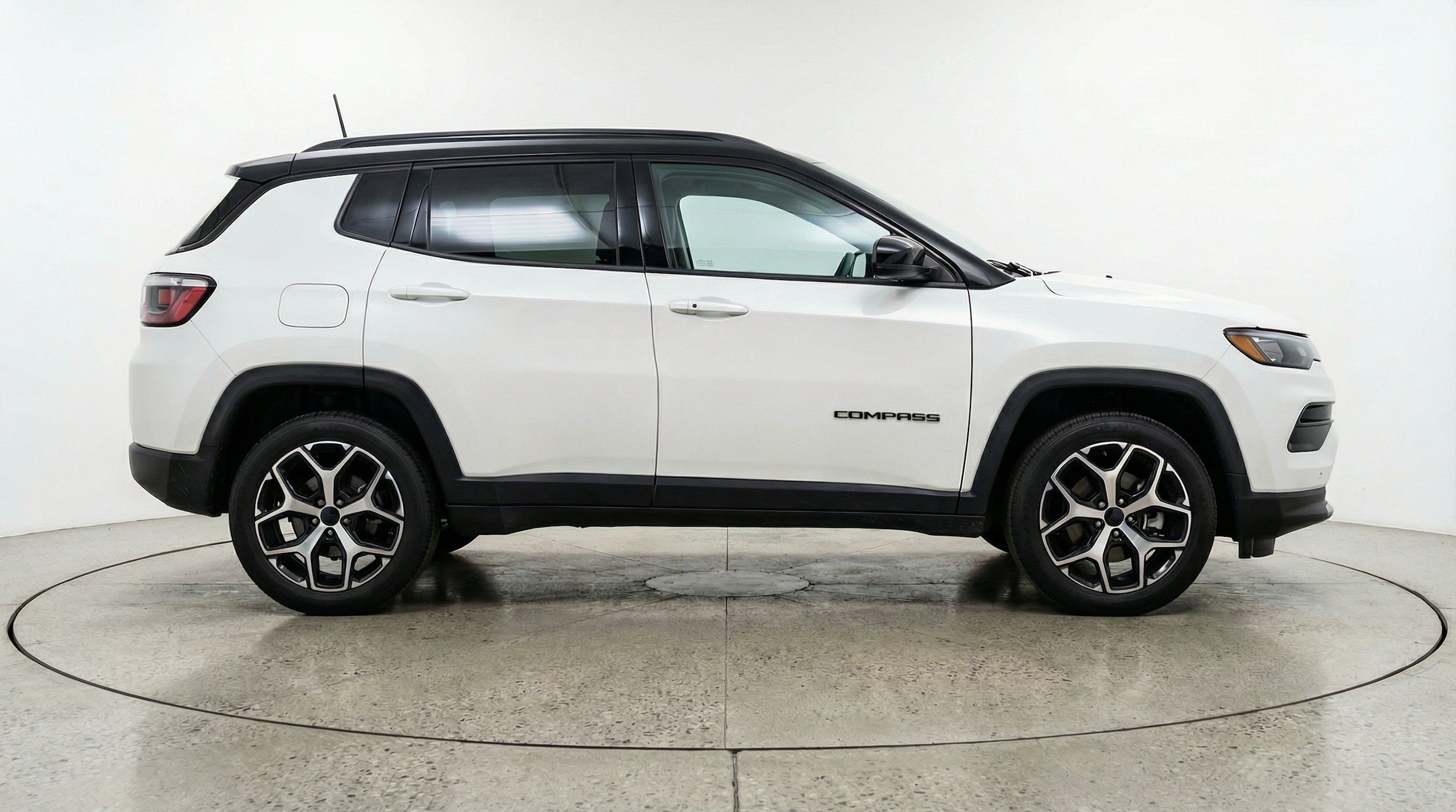 Thumbnail: 2025 Jeep Compass - 10