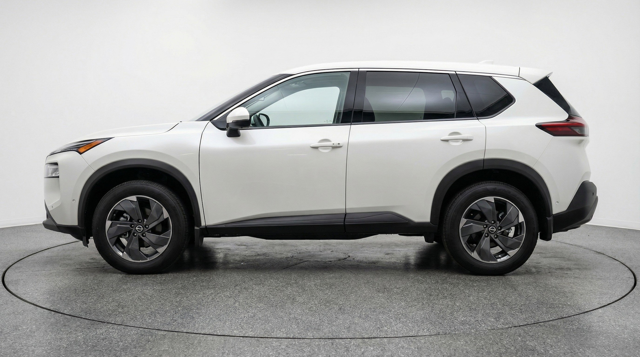 Thumbnail: 2025 Nissan Rogue - 5