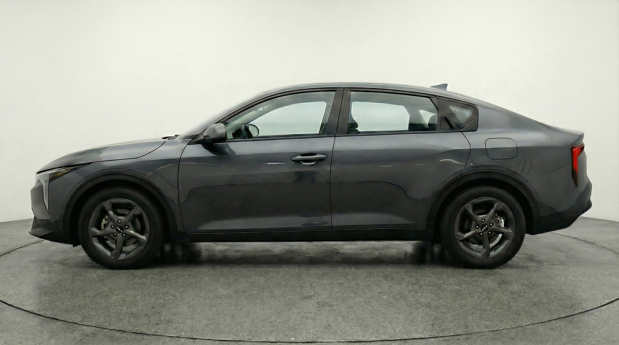 Thumbnail: 2025 Kia K4 - 4