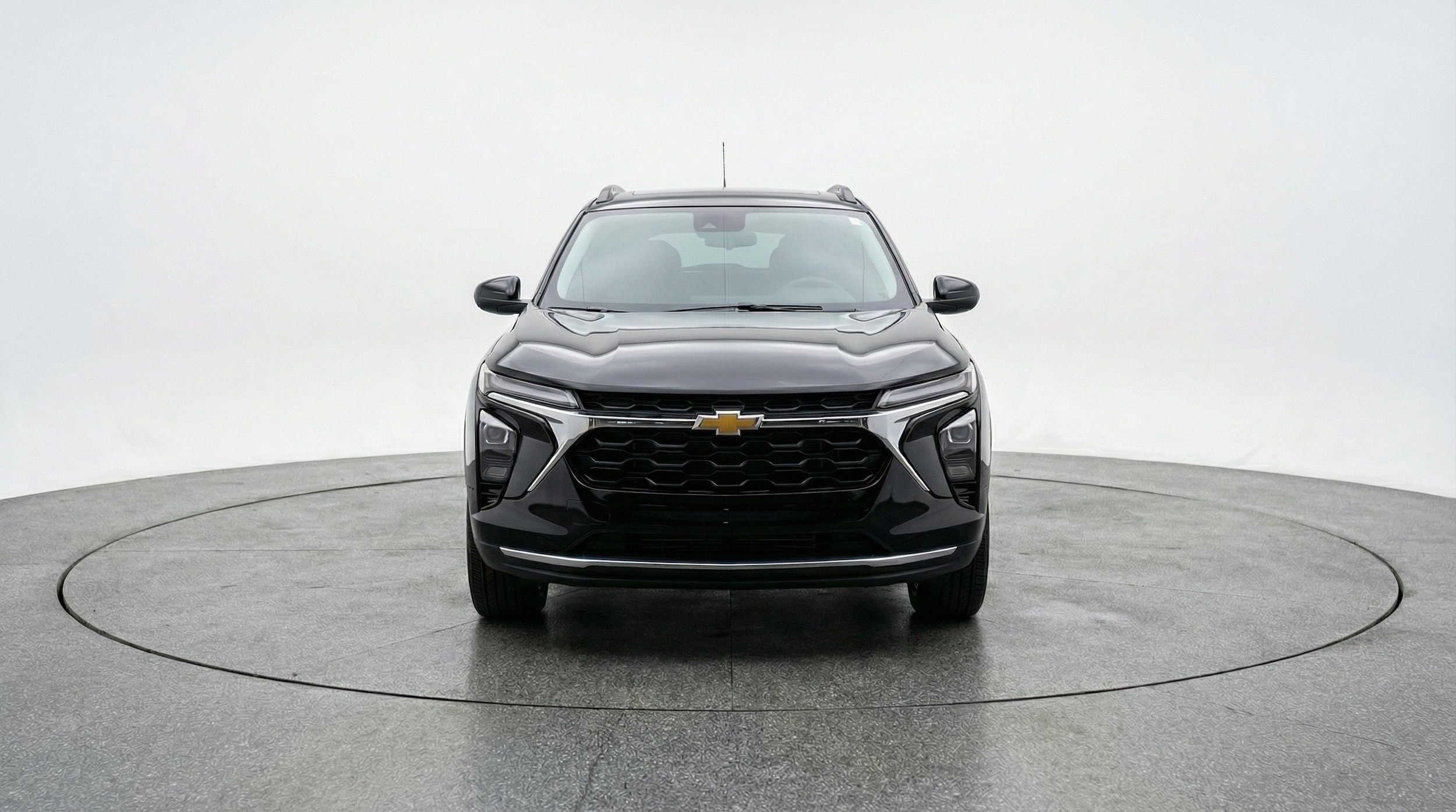 Thumbnail: 2025 Chevrolet Trax - 2