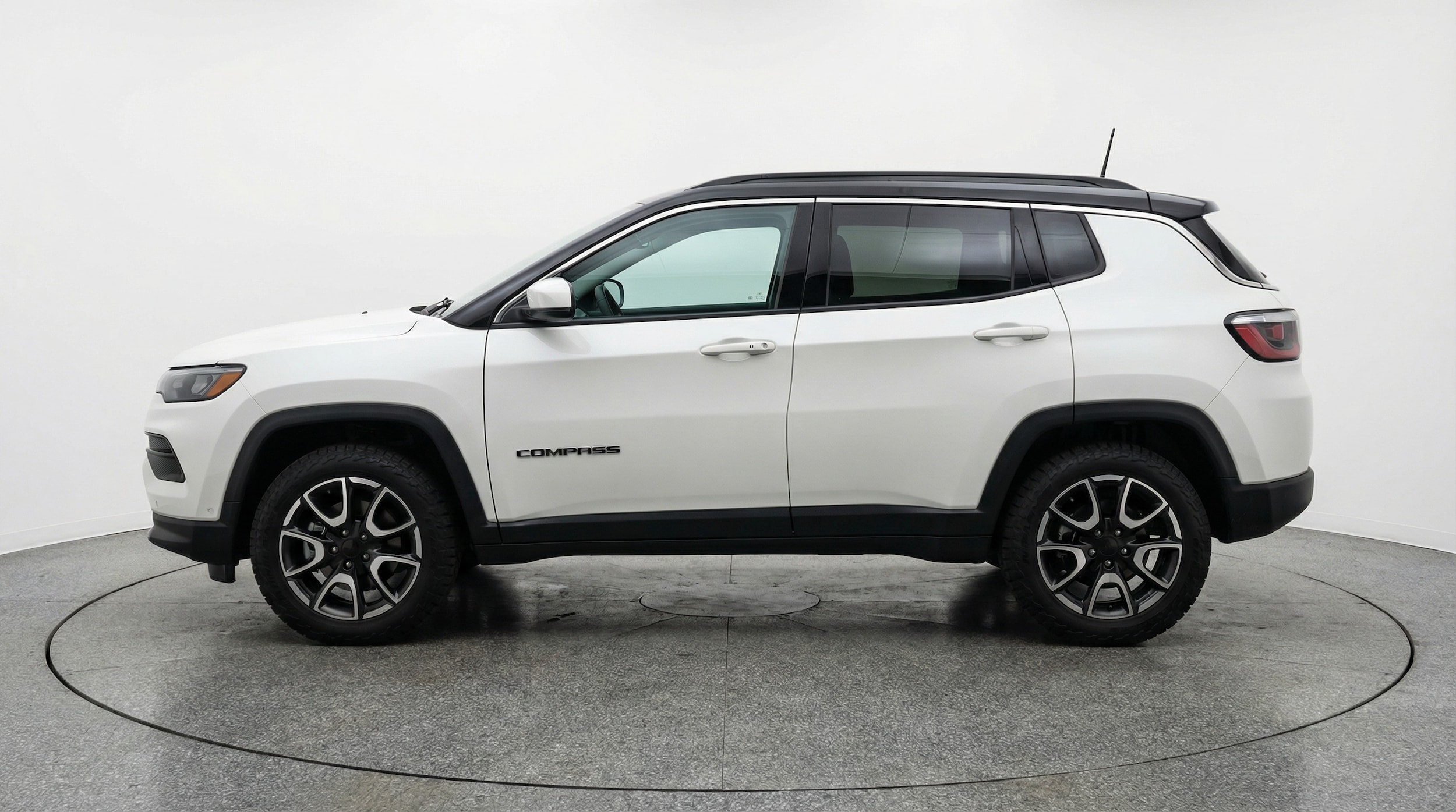 Thumbnail: 2025 Jeep Compass - 4