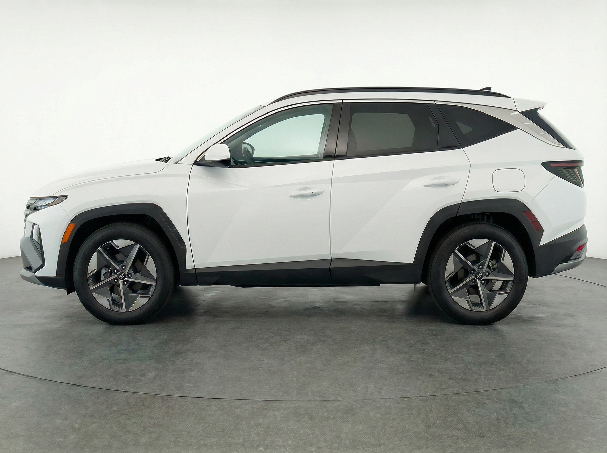 Thumbnail: 2025 Hyundai Tucson - 4