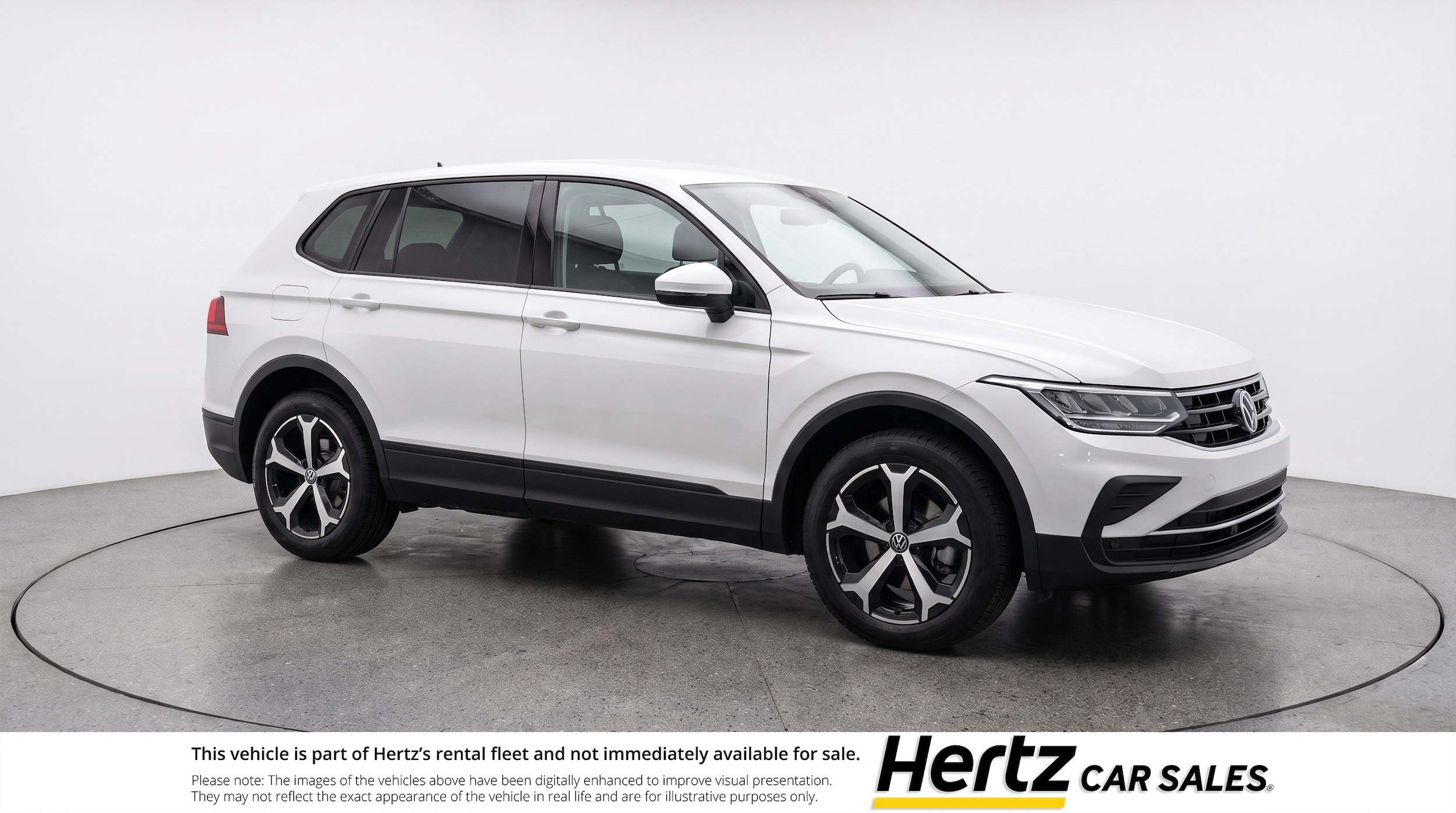 Thumbnail: 2026 Volkswagen Tiguan - 1