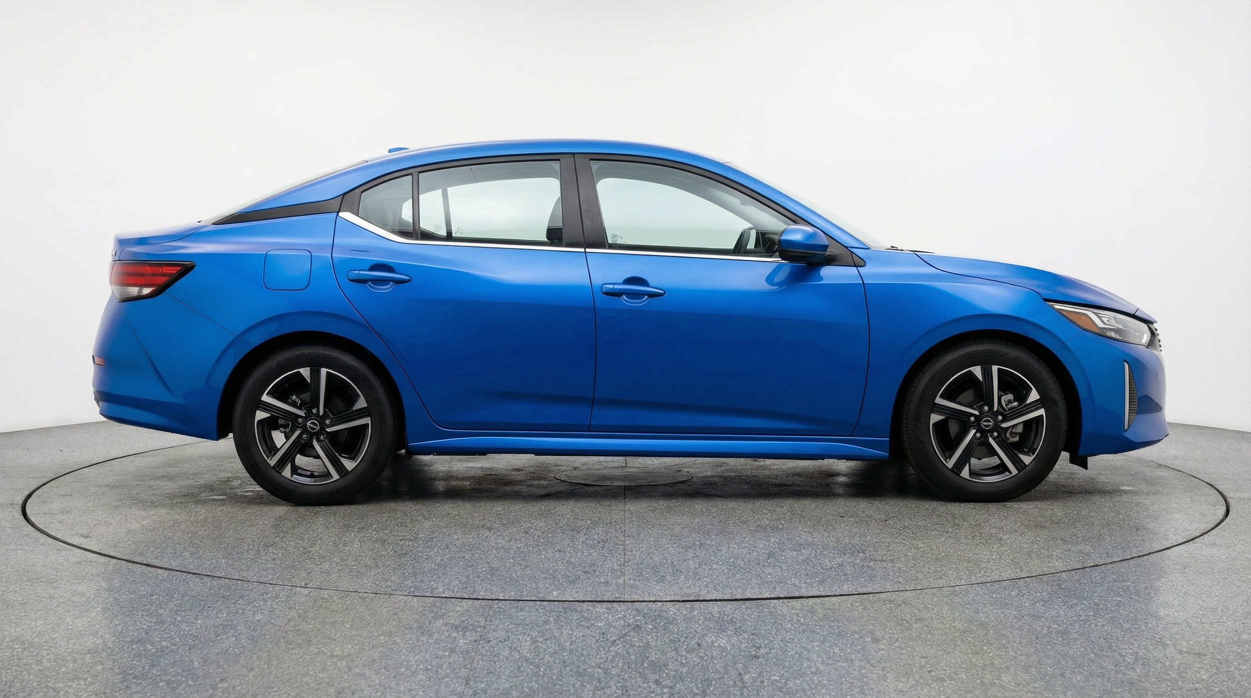 Thumbnail: 2025 Nissan Sentra - 8