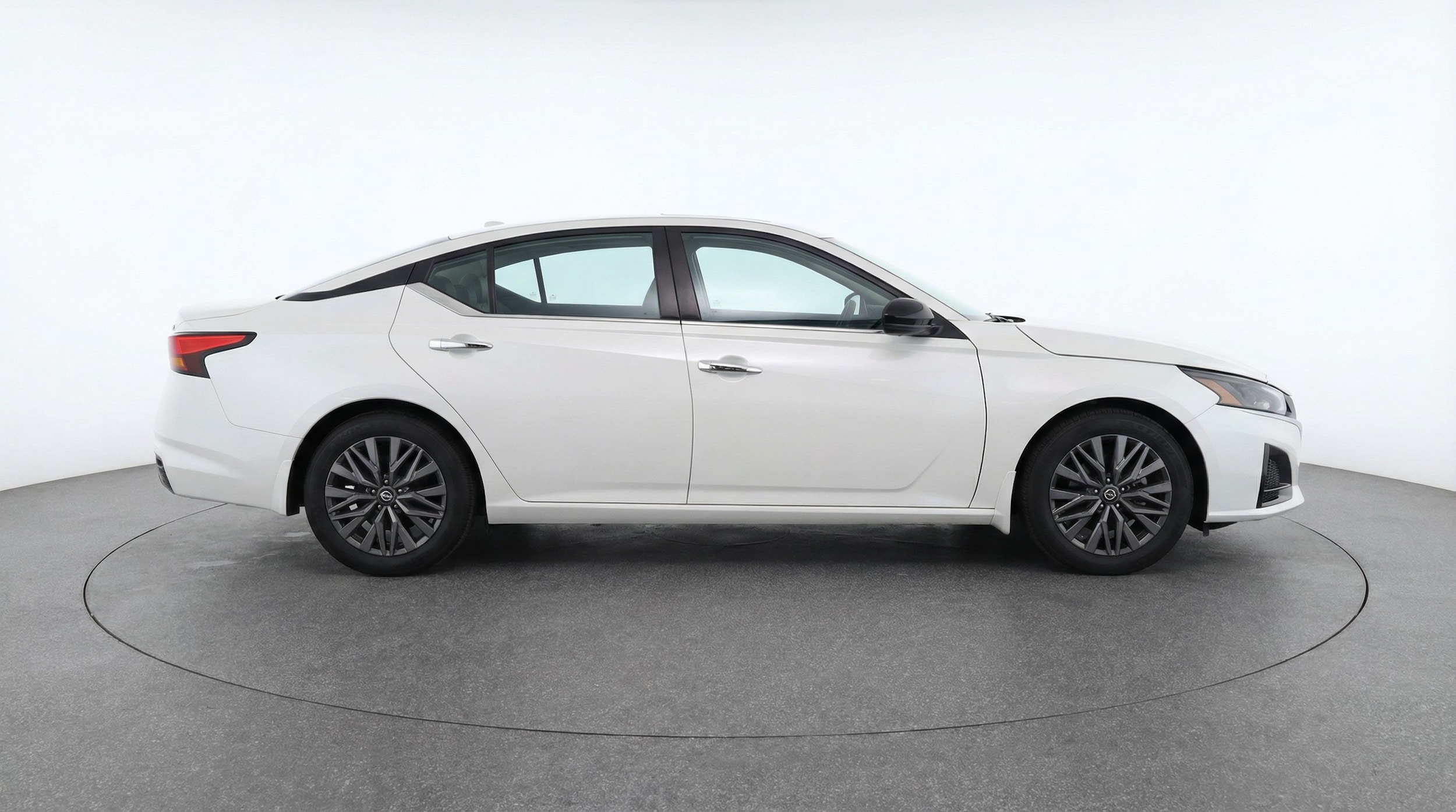 Thumbnail: 2025 Nissan Altima - 8