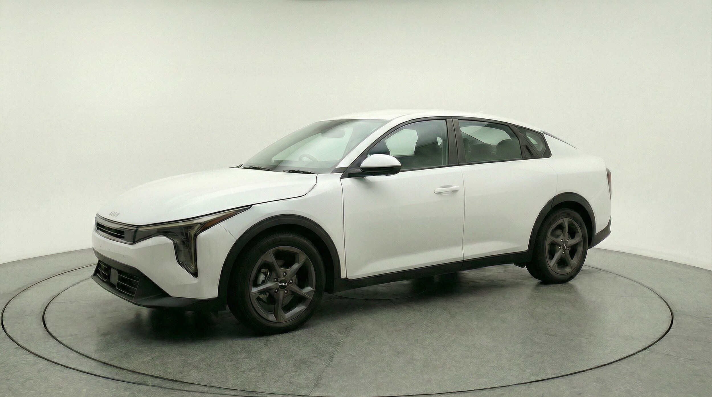 Thumbnail: 2025 Kia K4 - 3