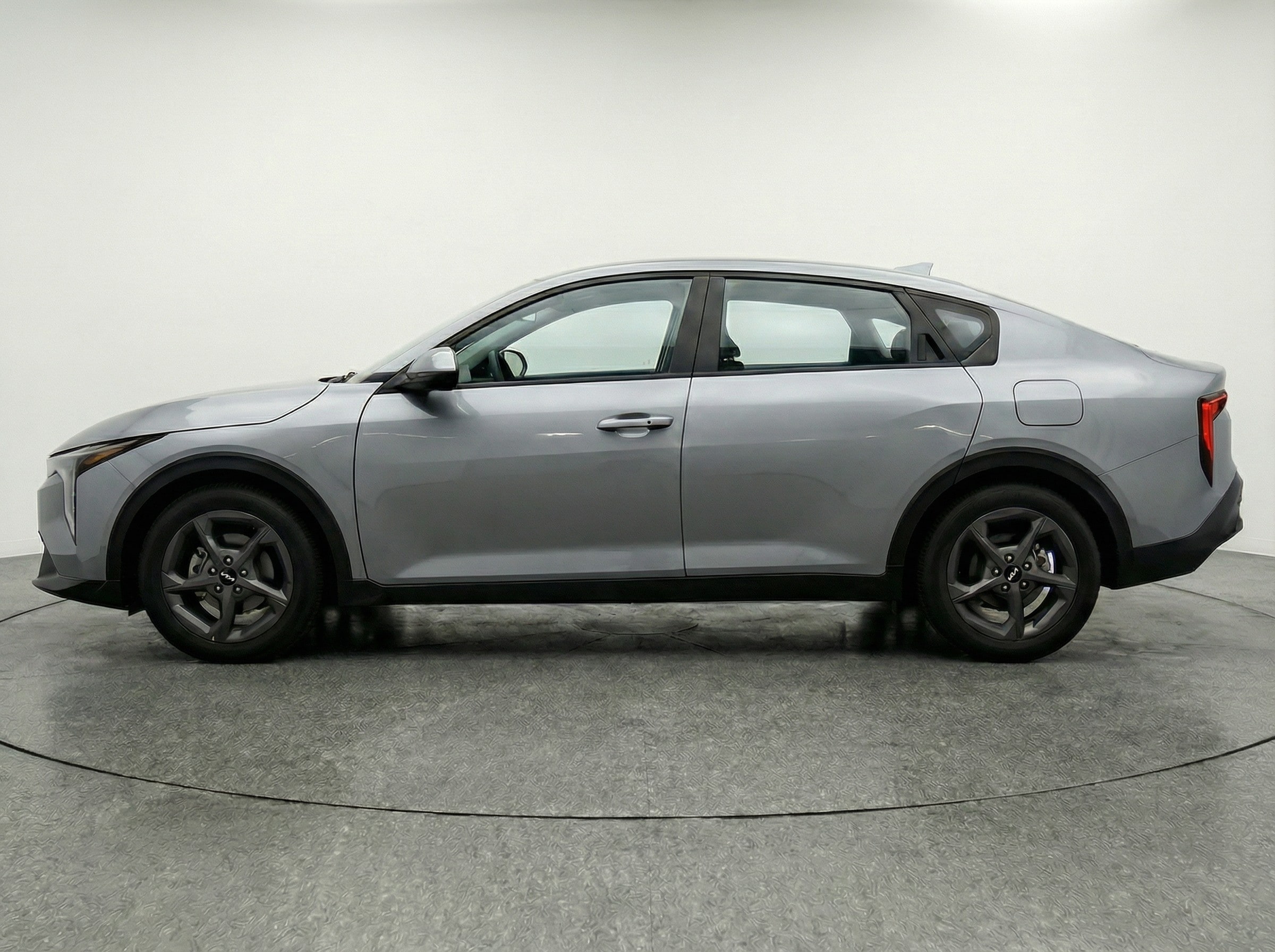 Thumbnail: 2025 Kia K4 - 4