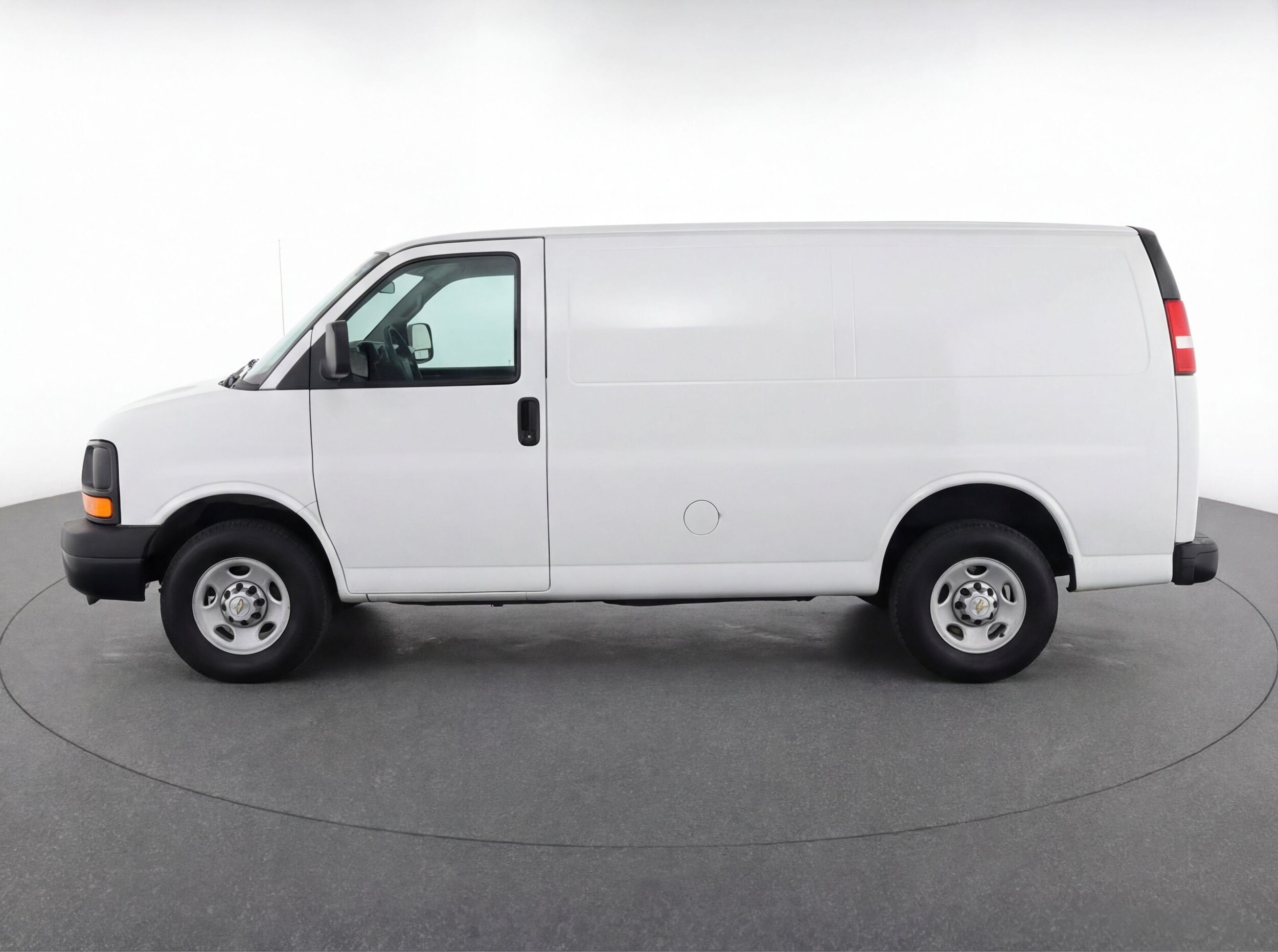 Thumbnail: 2025 Chevrolet Express - 5