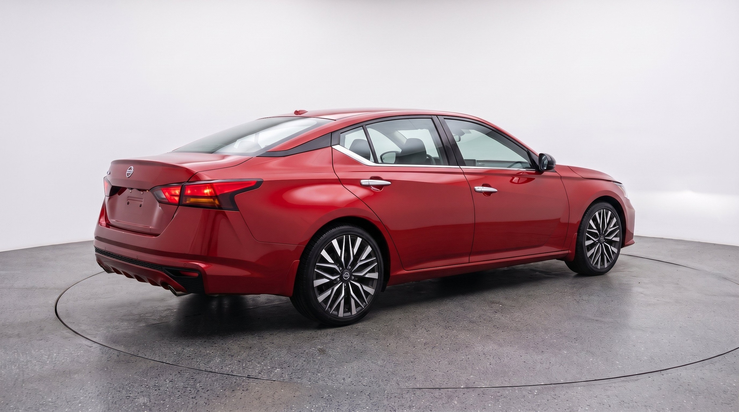 Thumbnail: 2025 Nissan Altima - 9