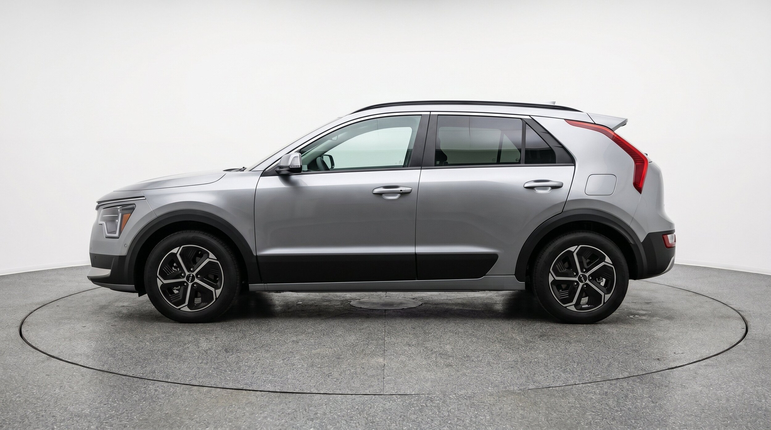 Thumbnail: 2026 Kia Niro - 5