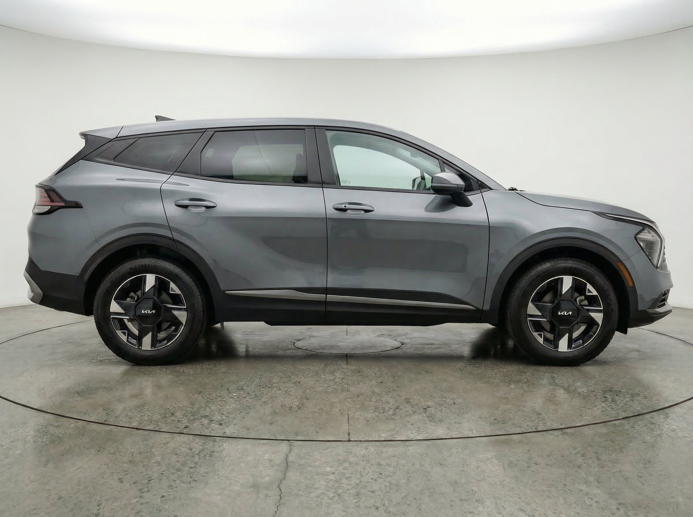 Thumbnail: 2026 Kia Sportage - 10