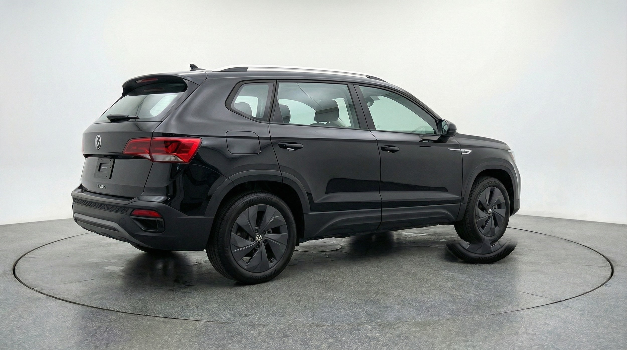 Thumbnail: 2025 Volkswagen Taos - 7