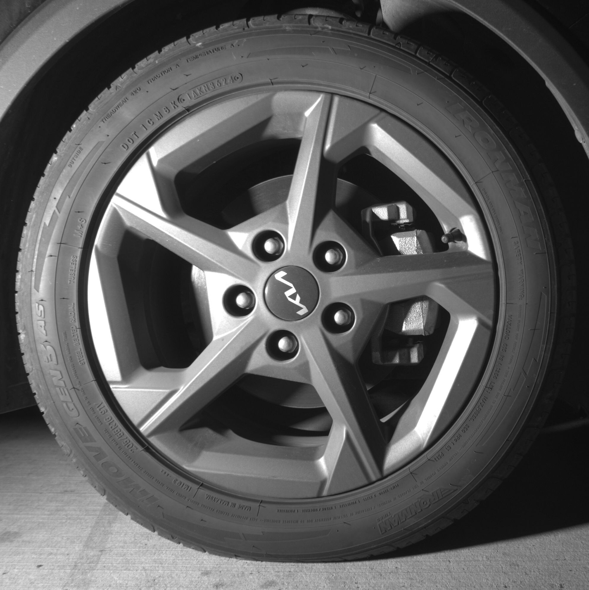 Thumbnail: 2025 Kia K4 - 10