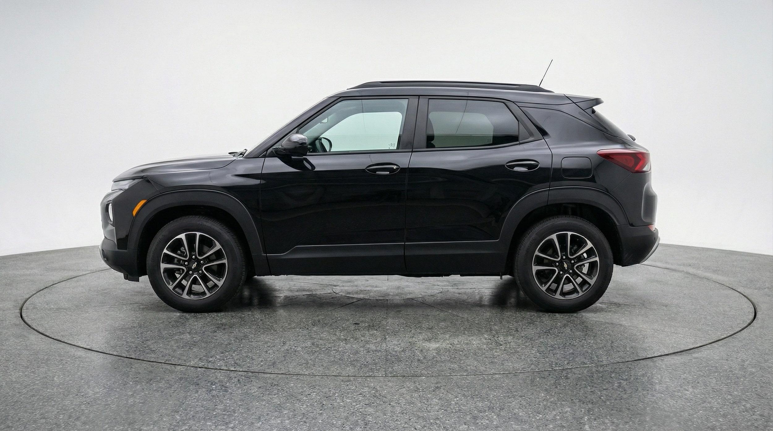 Thumbnail: 2025 Chevrolet TrailBlazer - 4