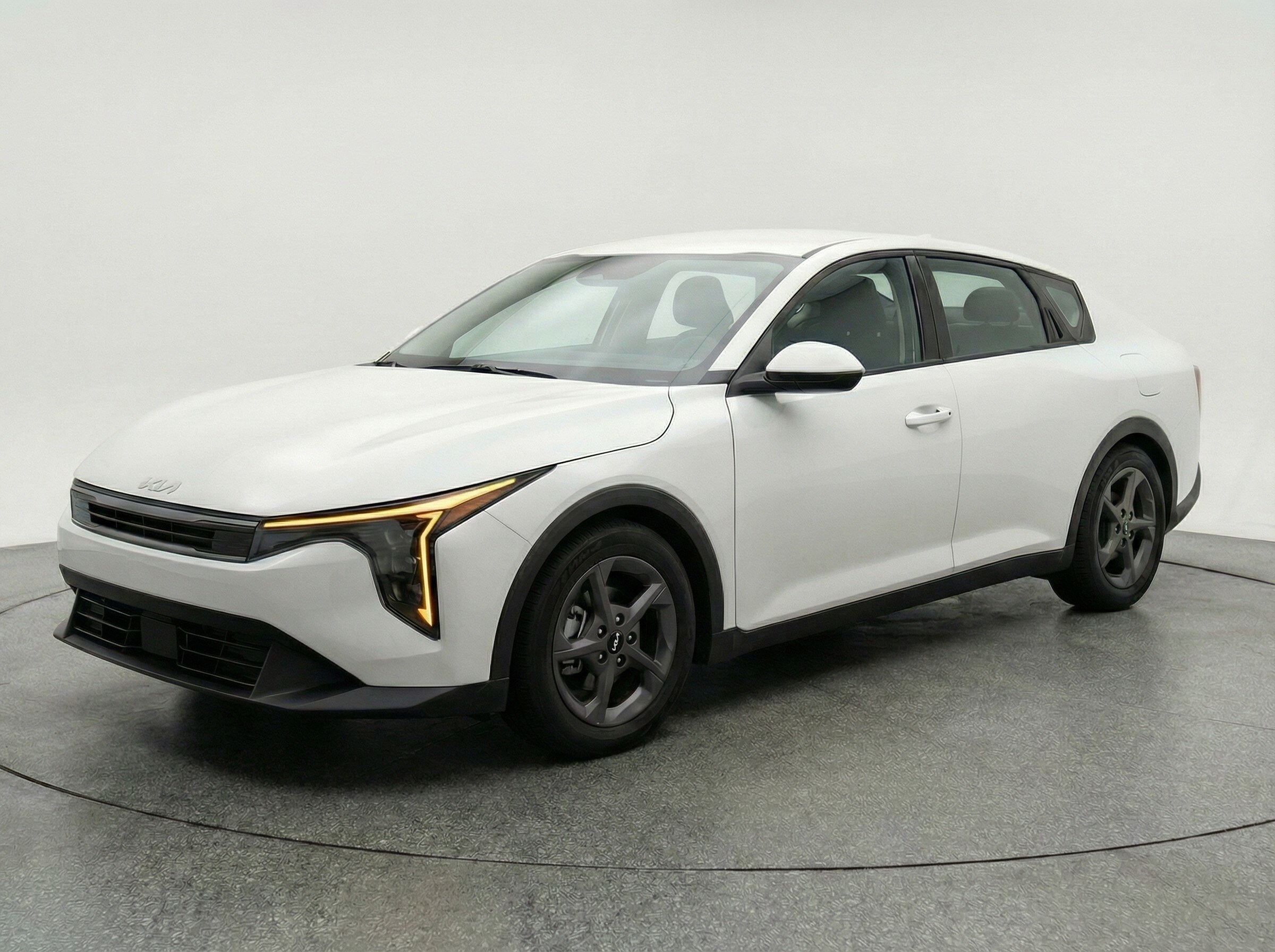 Thumbnail: 2025 Kia K4 - 3