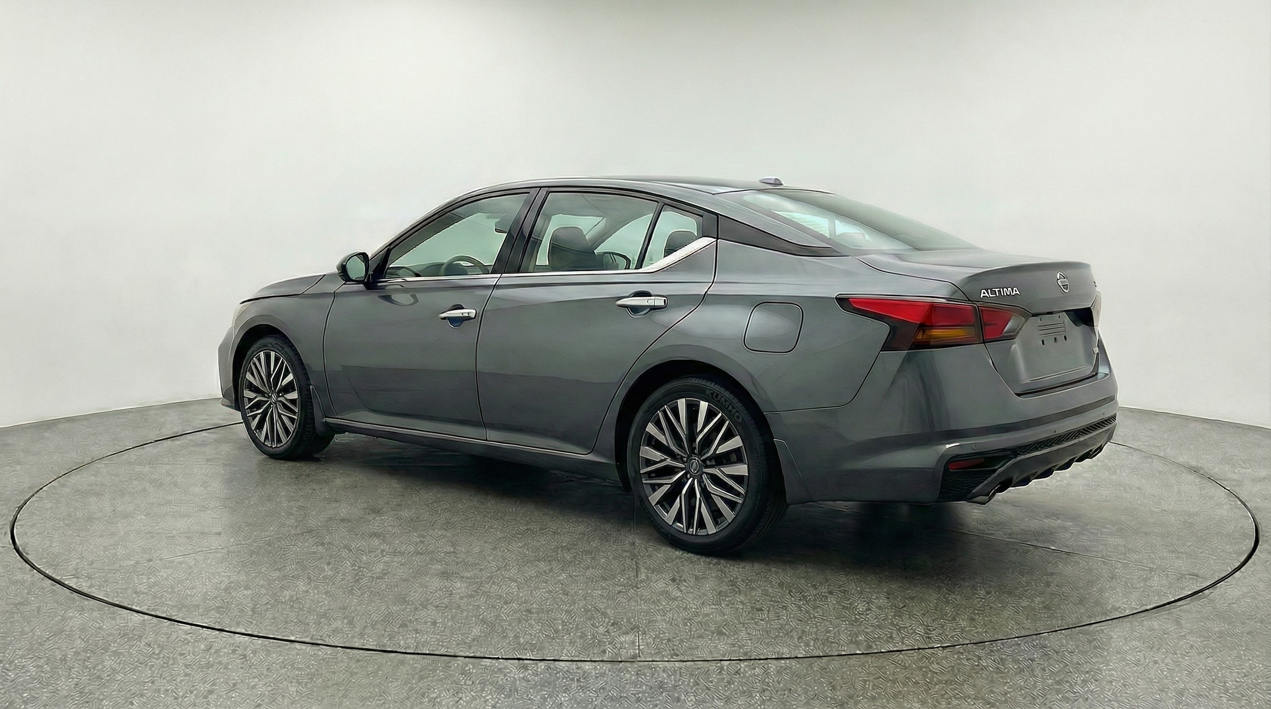 Thumbnail: 2025 Nissan Altima - 5