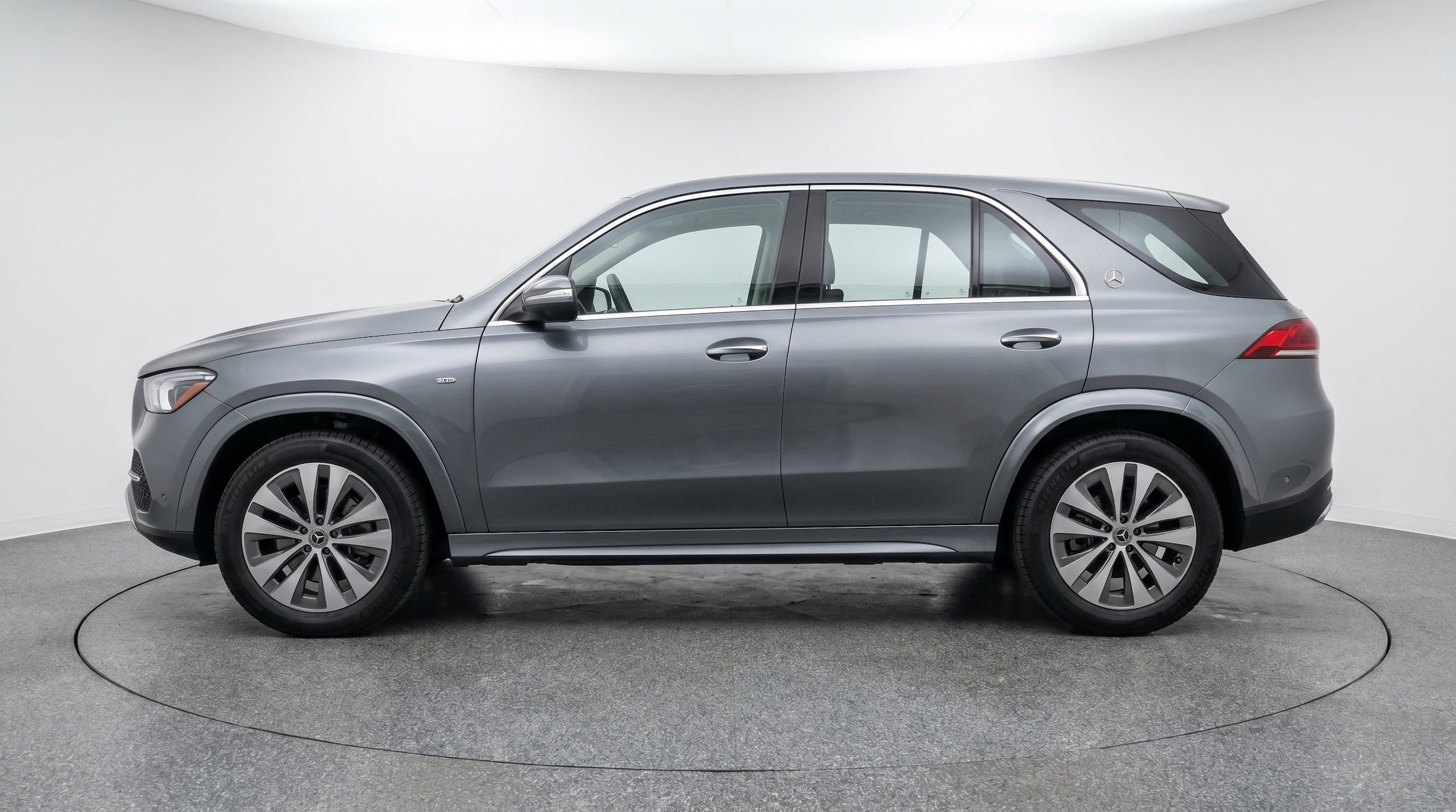 Thumbnail: 2026 Mercedes-Benz GLE - 5