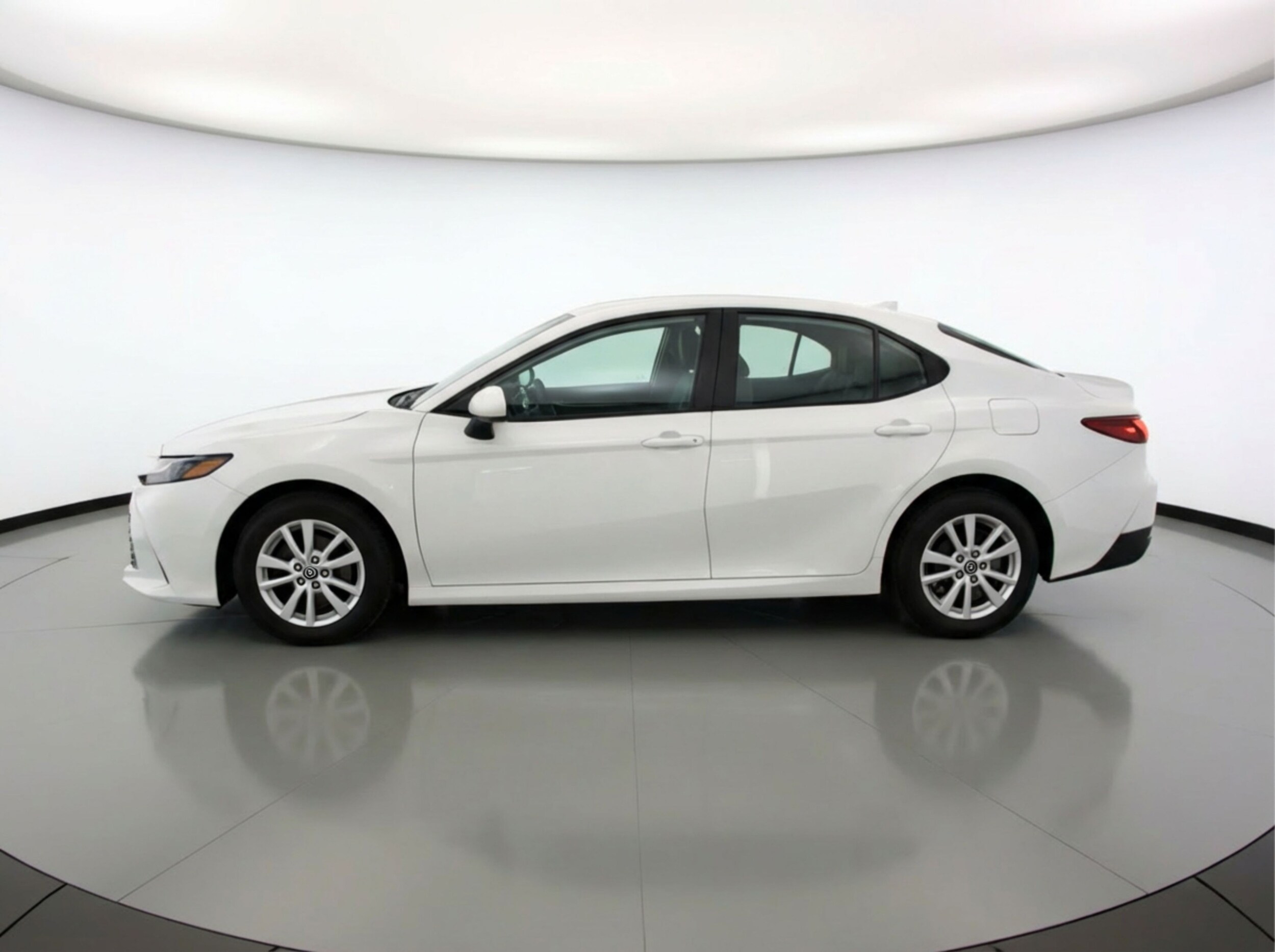 Thumbnail: 2025 Toyota Camry - 4