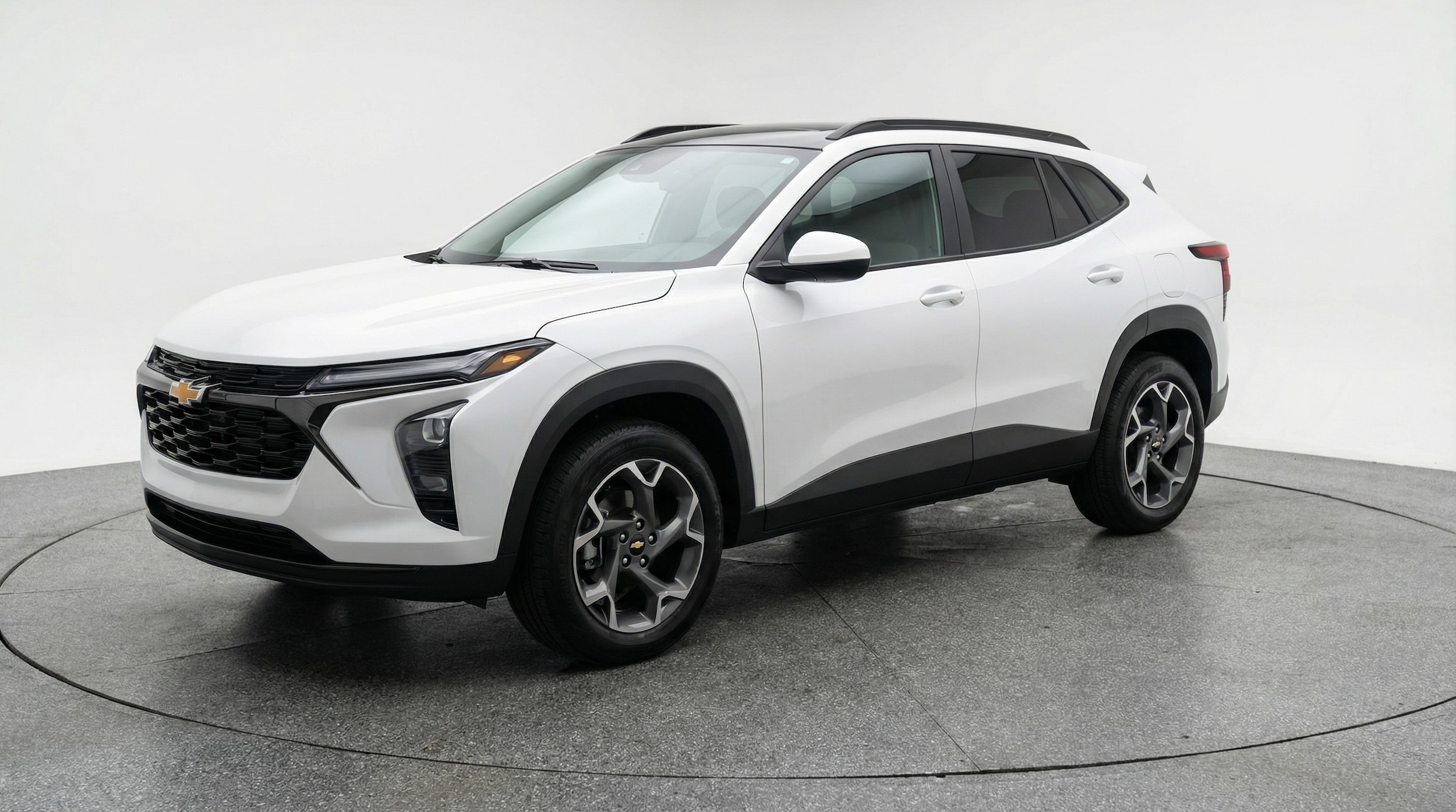 Thumbnail: 2025 Chevrolet Trax - 3