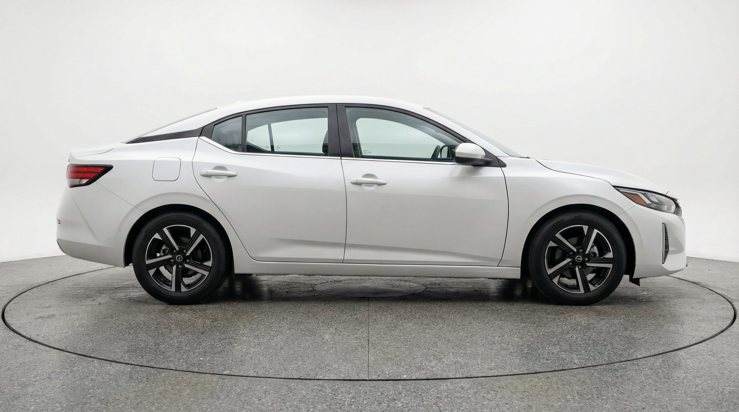 Thumbnail: 2025 Nissan Sentra - 11