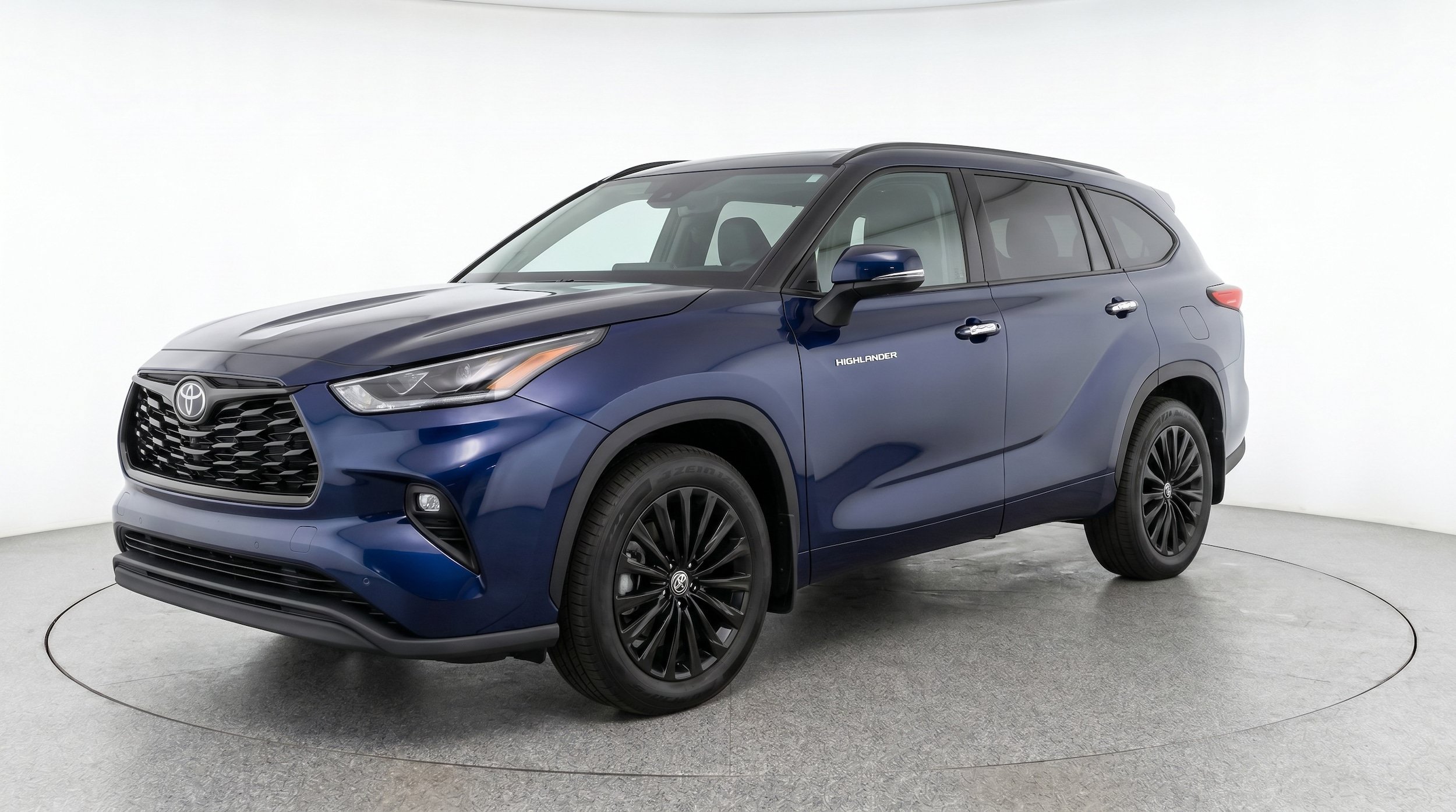Thumbnail: 2025 Toyota Highlander - 3