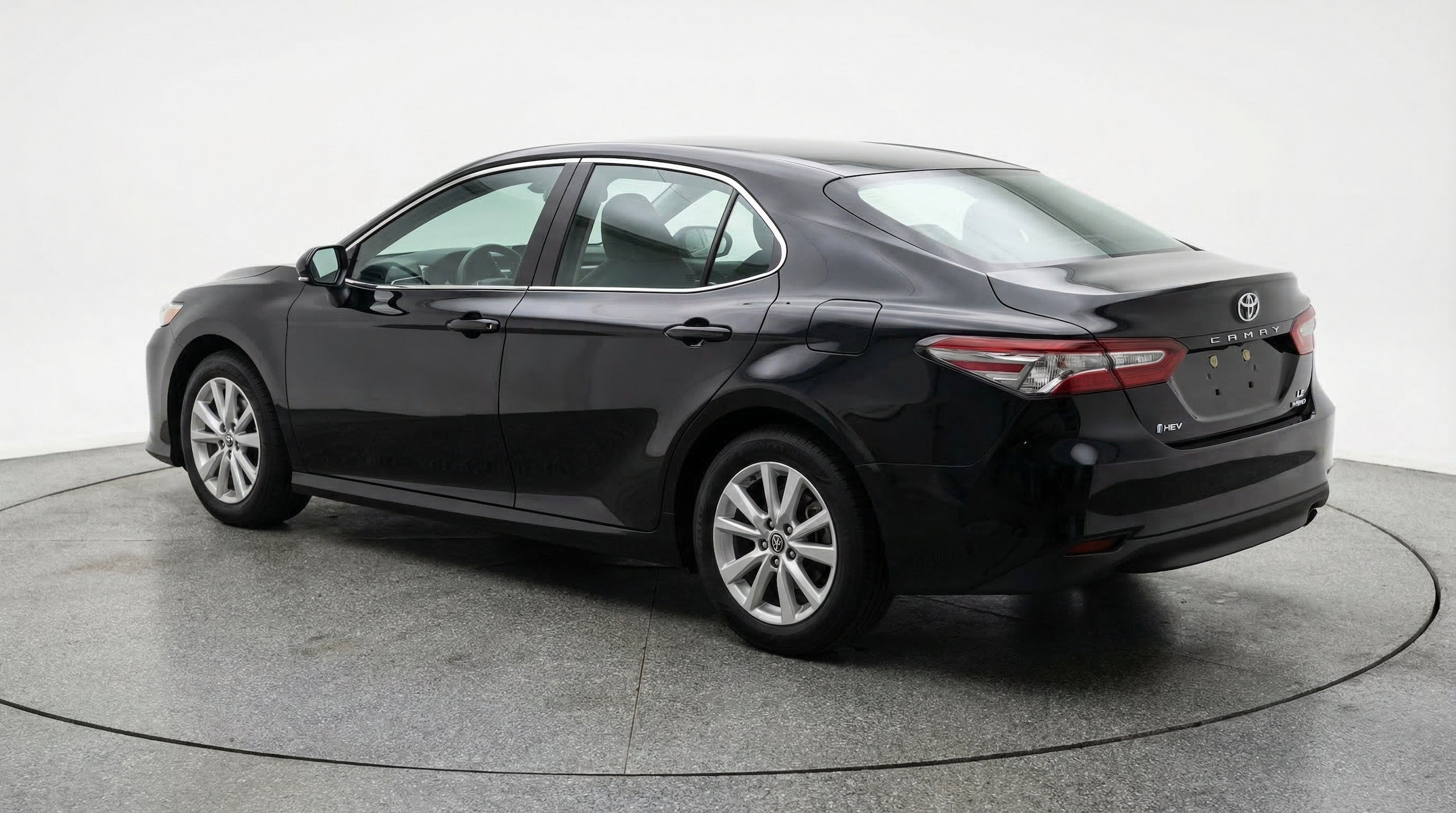 Thumbnail: 2025 Toyota Camry - 6