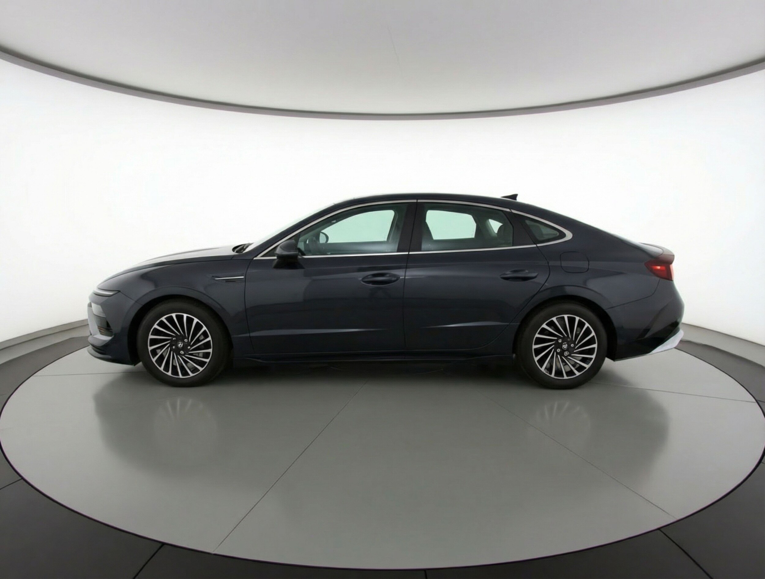 Thumbnail: 2025 Hyundai Sonata - 4