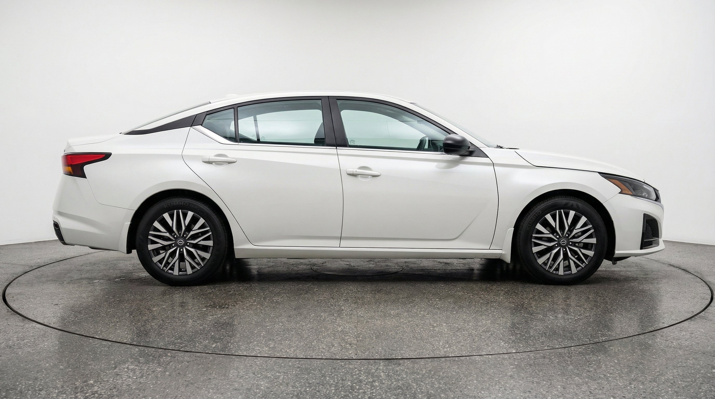 Thumbnail: 2026 Nissan Altima - 10