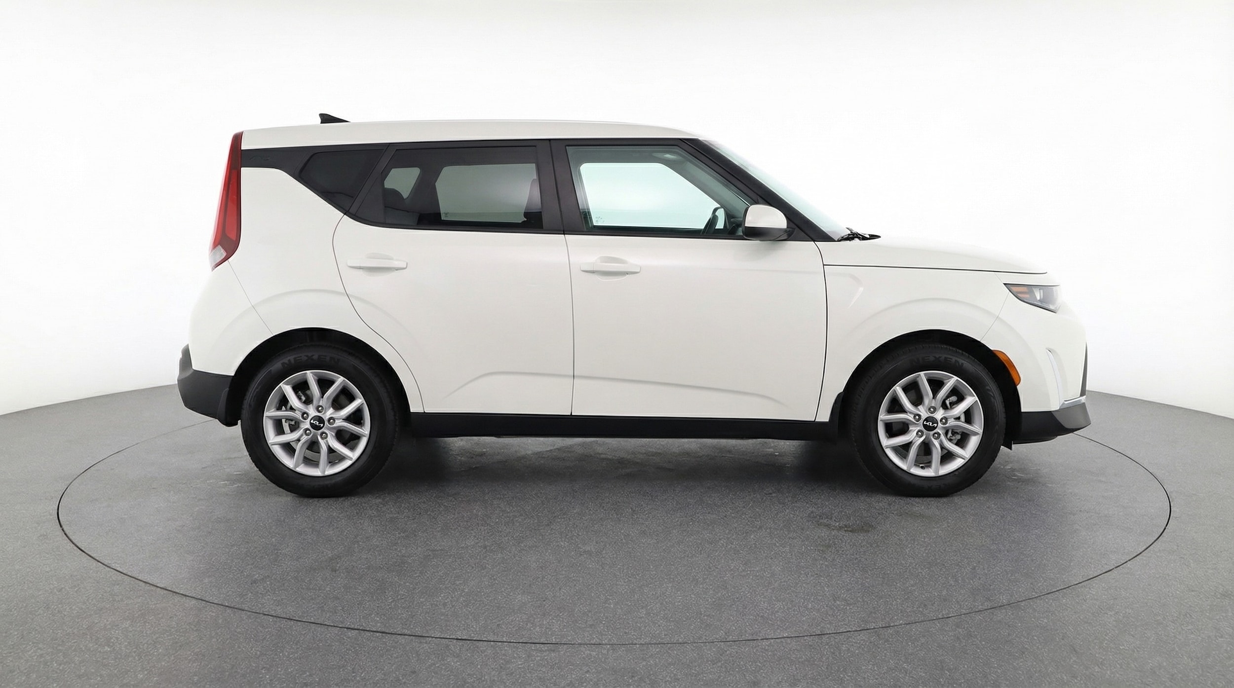 Thumbnail: 2025 Kia Soul - 8