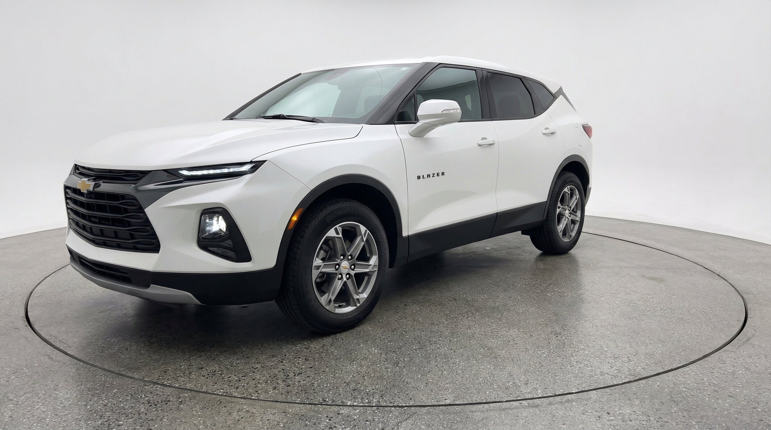 Thumbnail: 2025 Chevrolet Blazer - 3