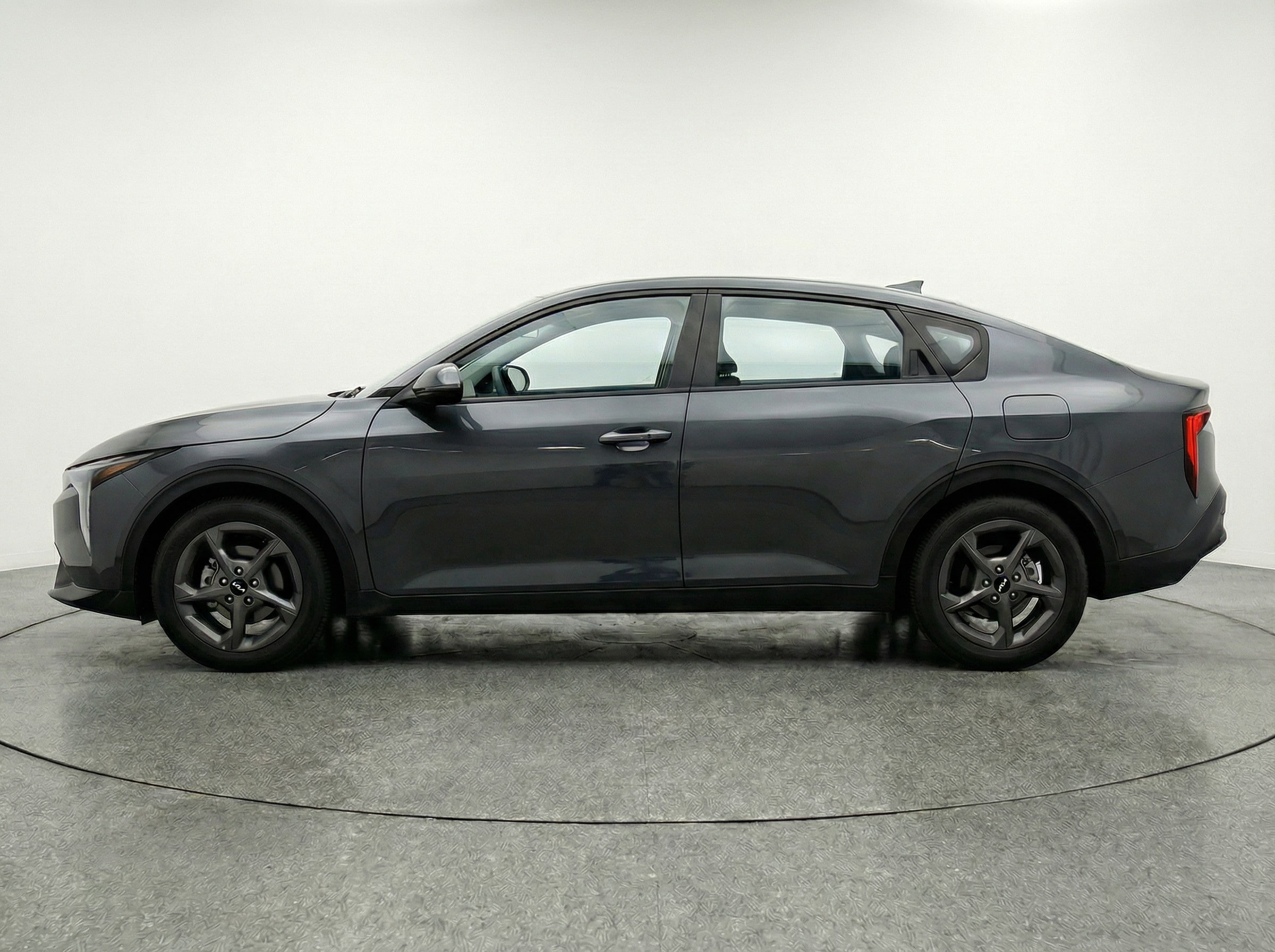 Thumbnail: 2025 Kia K4 - 4
