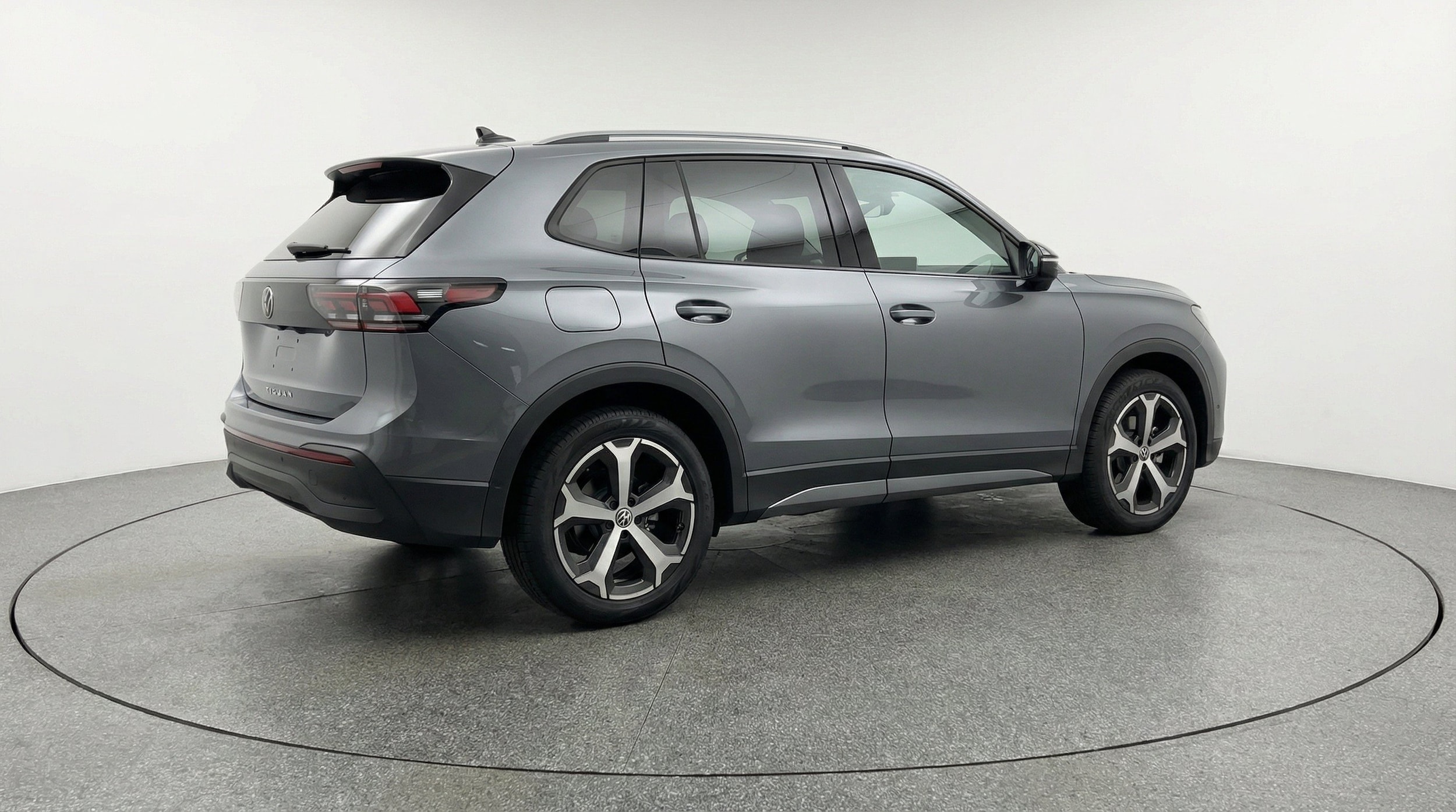 Thumbnail: 2026 Volkswagen Tiguan - 9