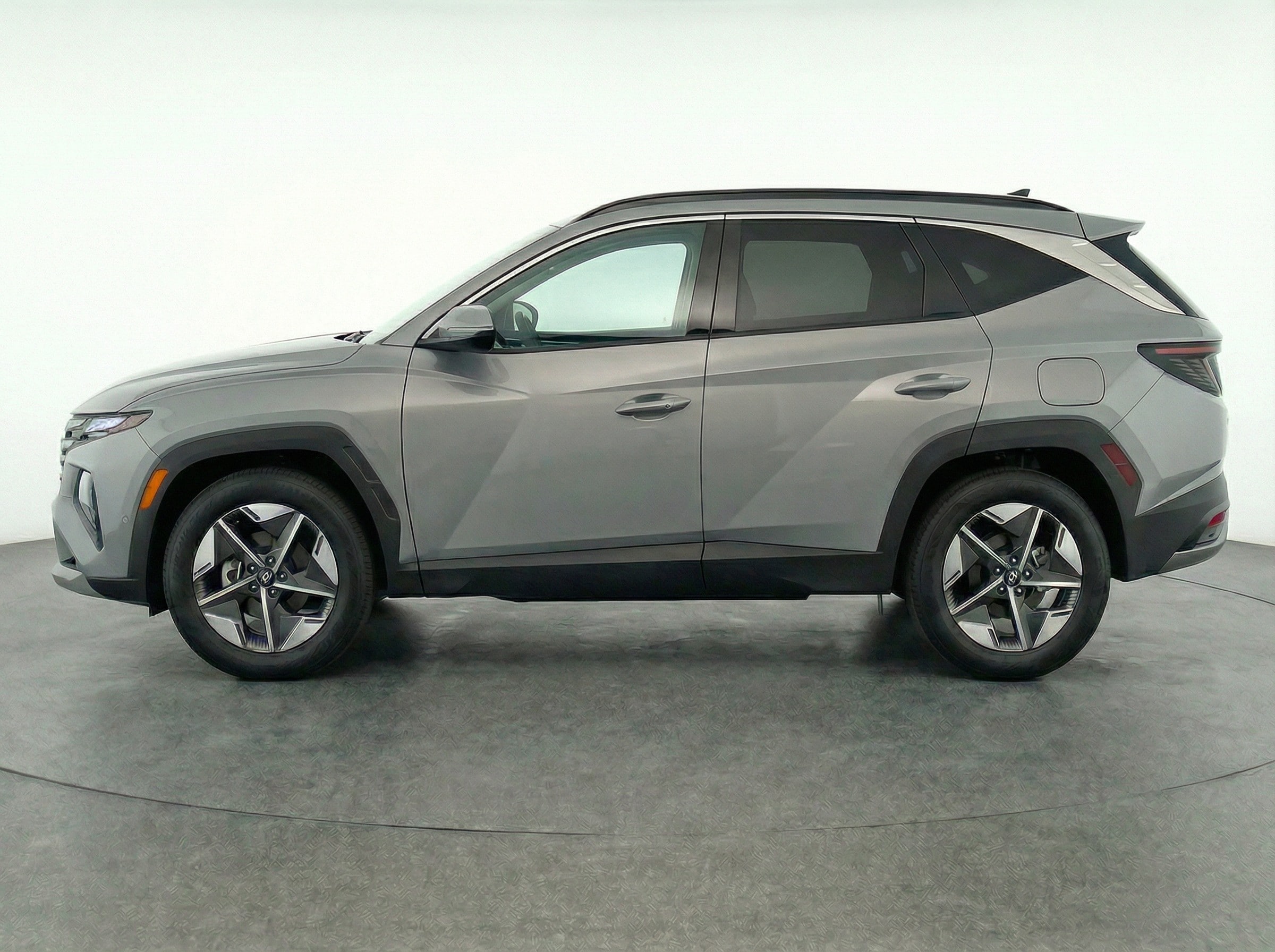 Thumbnail: 2025 Hyundai Tucson - 4