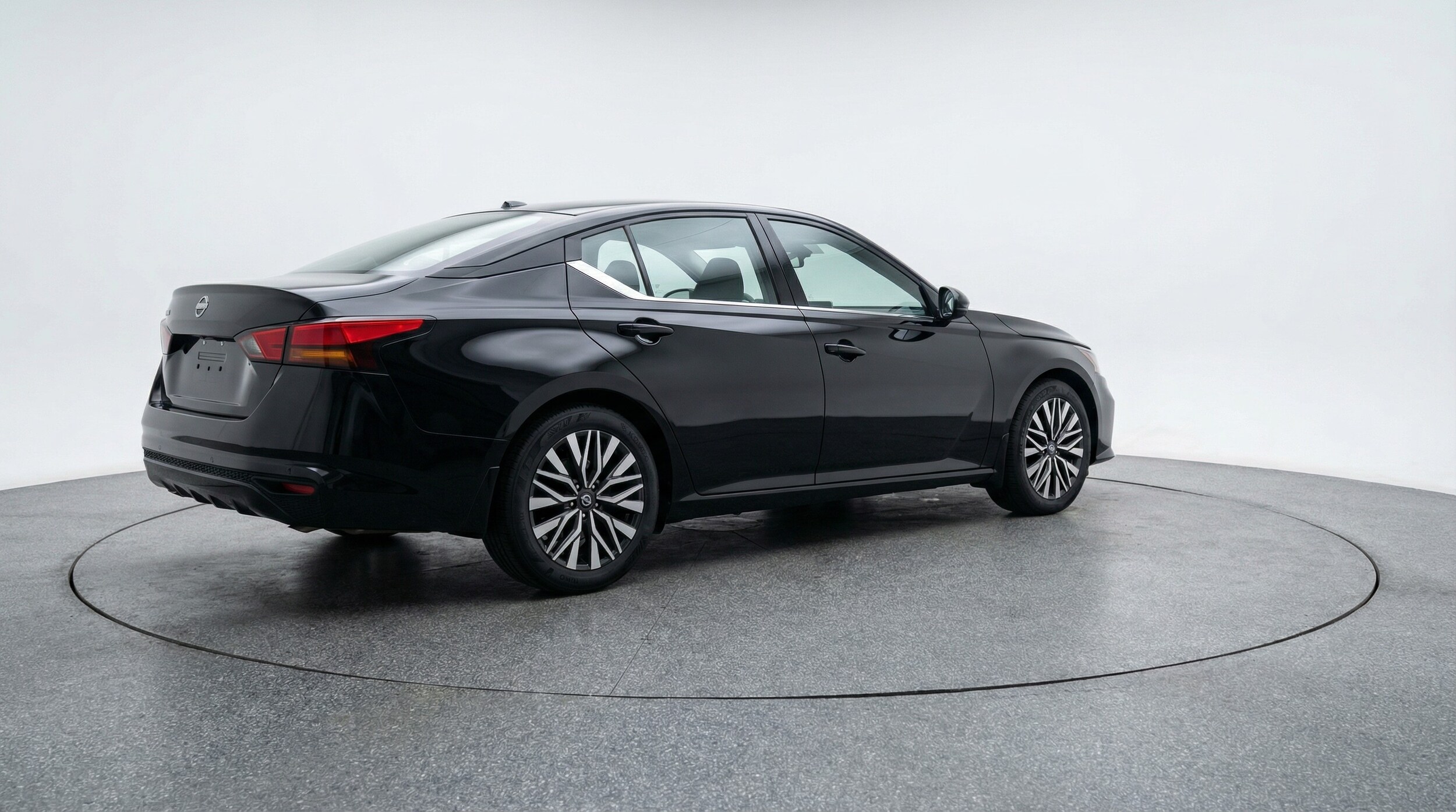 Thumbnail: 2025 Nissan Altima - 7