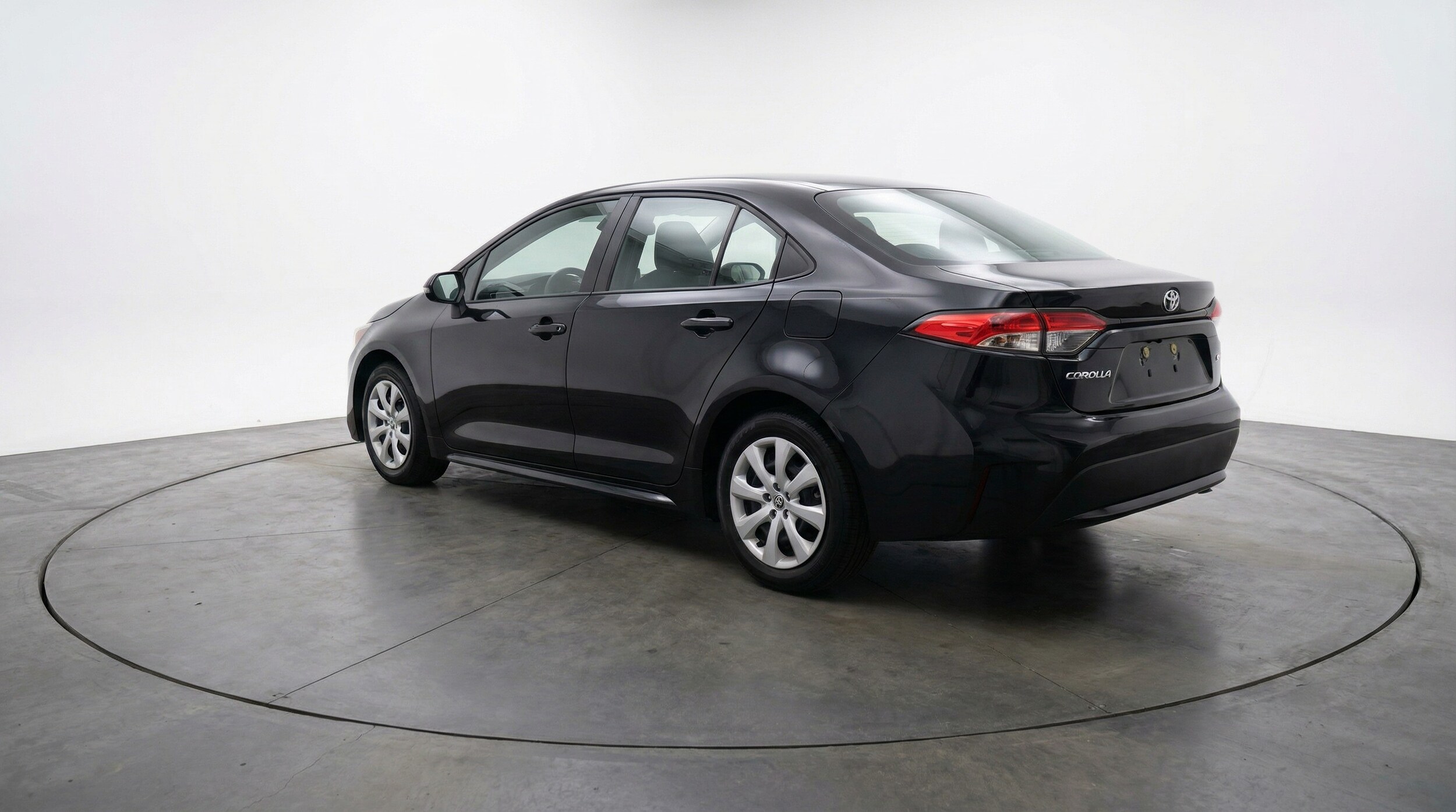 Thumbnail: 2025 Toyota Corolla - 5