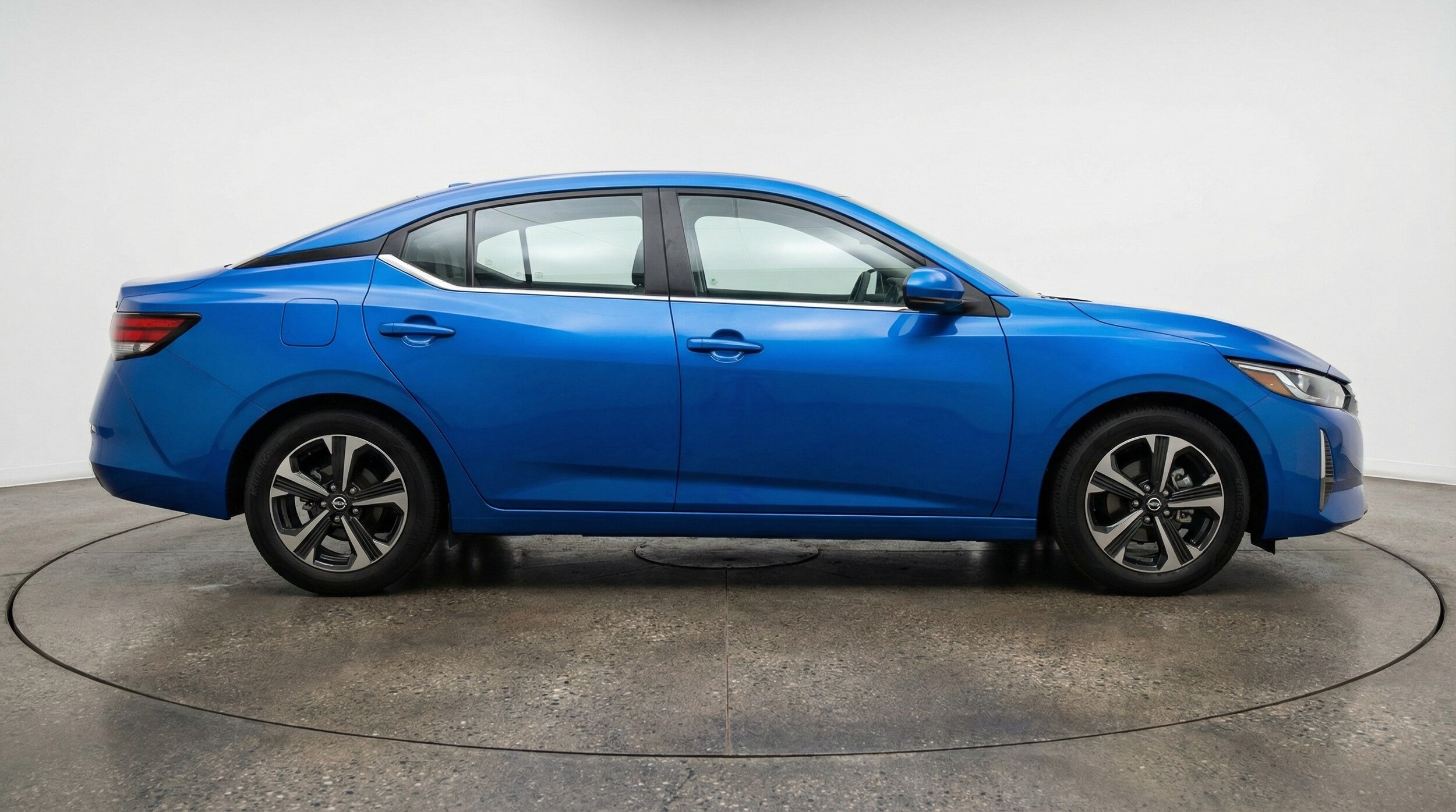 Thumbnail: 2025 Nissan Sentra - 8