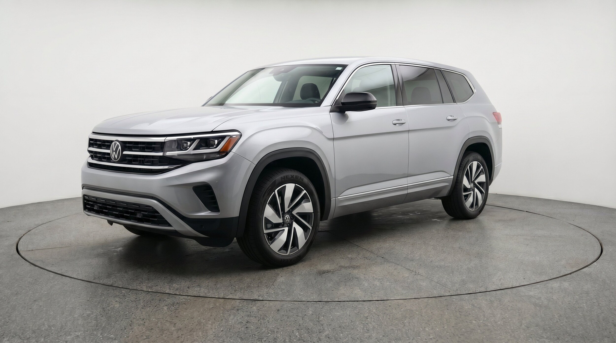 Thumbnail: 2026 Volkswagen Atlas - 3