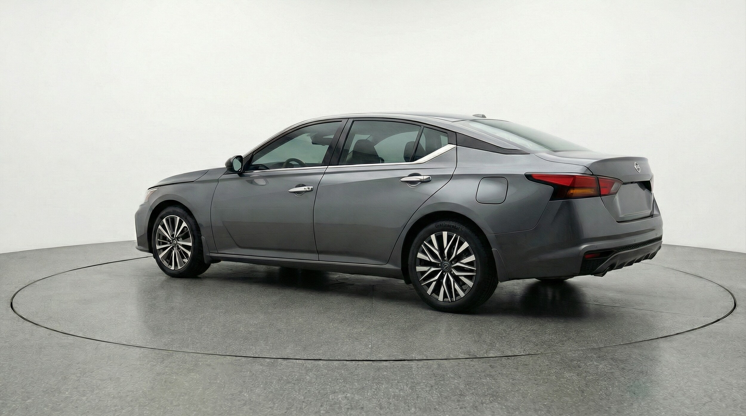 Thumbnail: 2025 Nissan Altima - 5