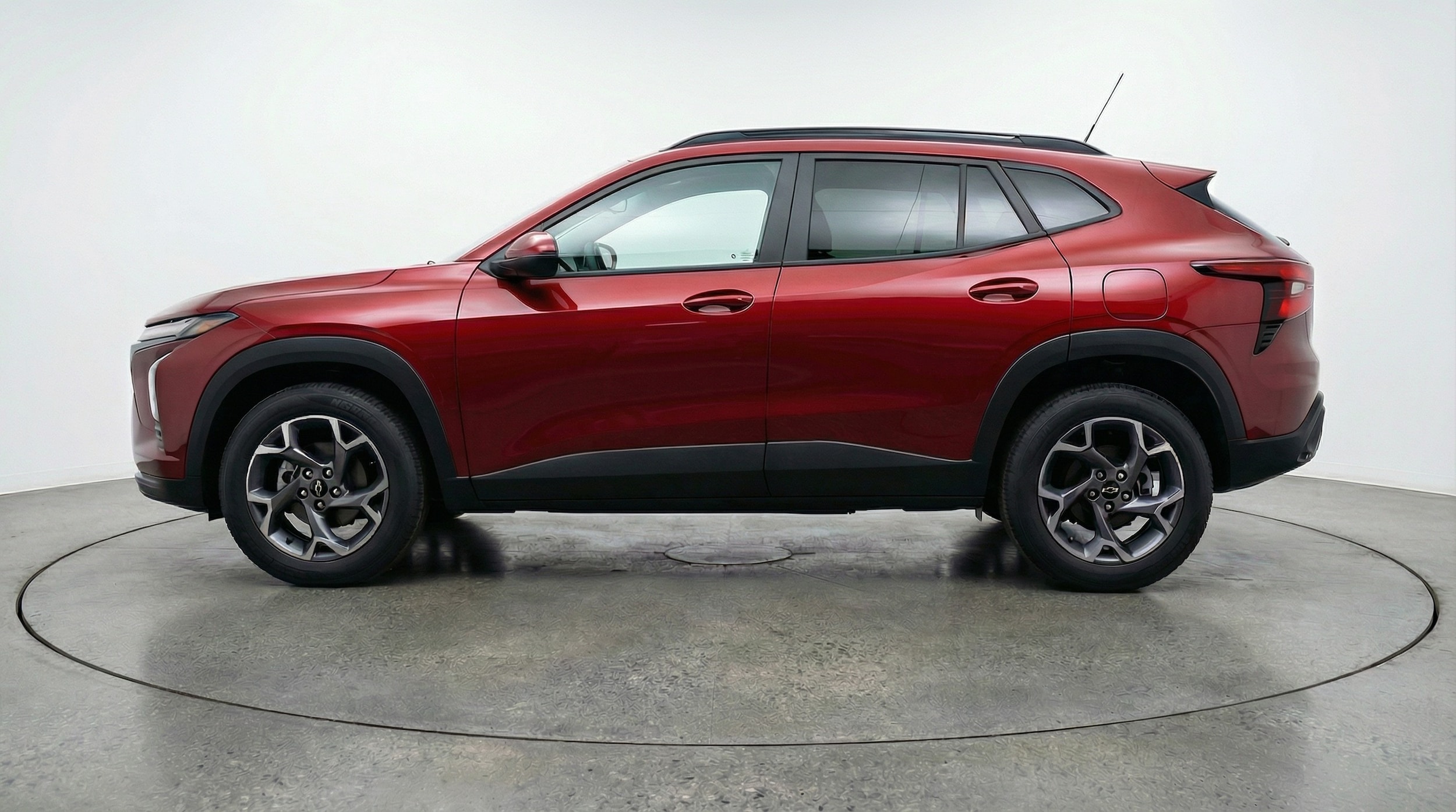 Thumbnail: 2025 Chevrolet Trax - 4