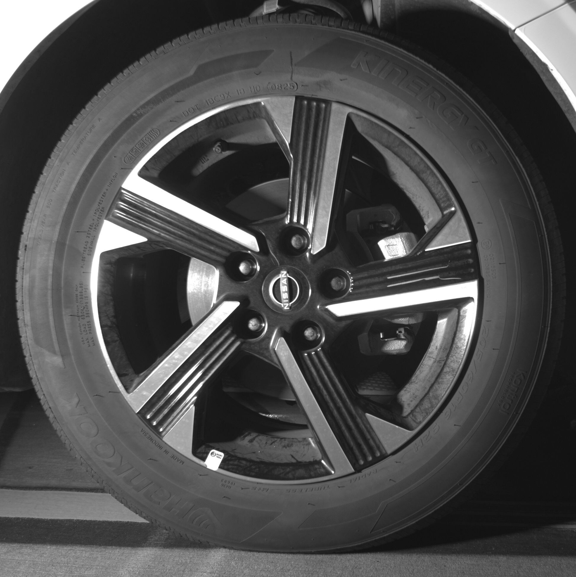 Thumbnail: 2025 Nissan Sentra - 10