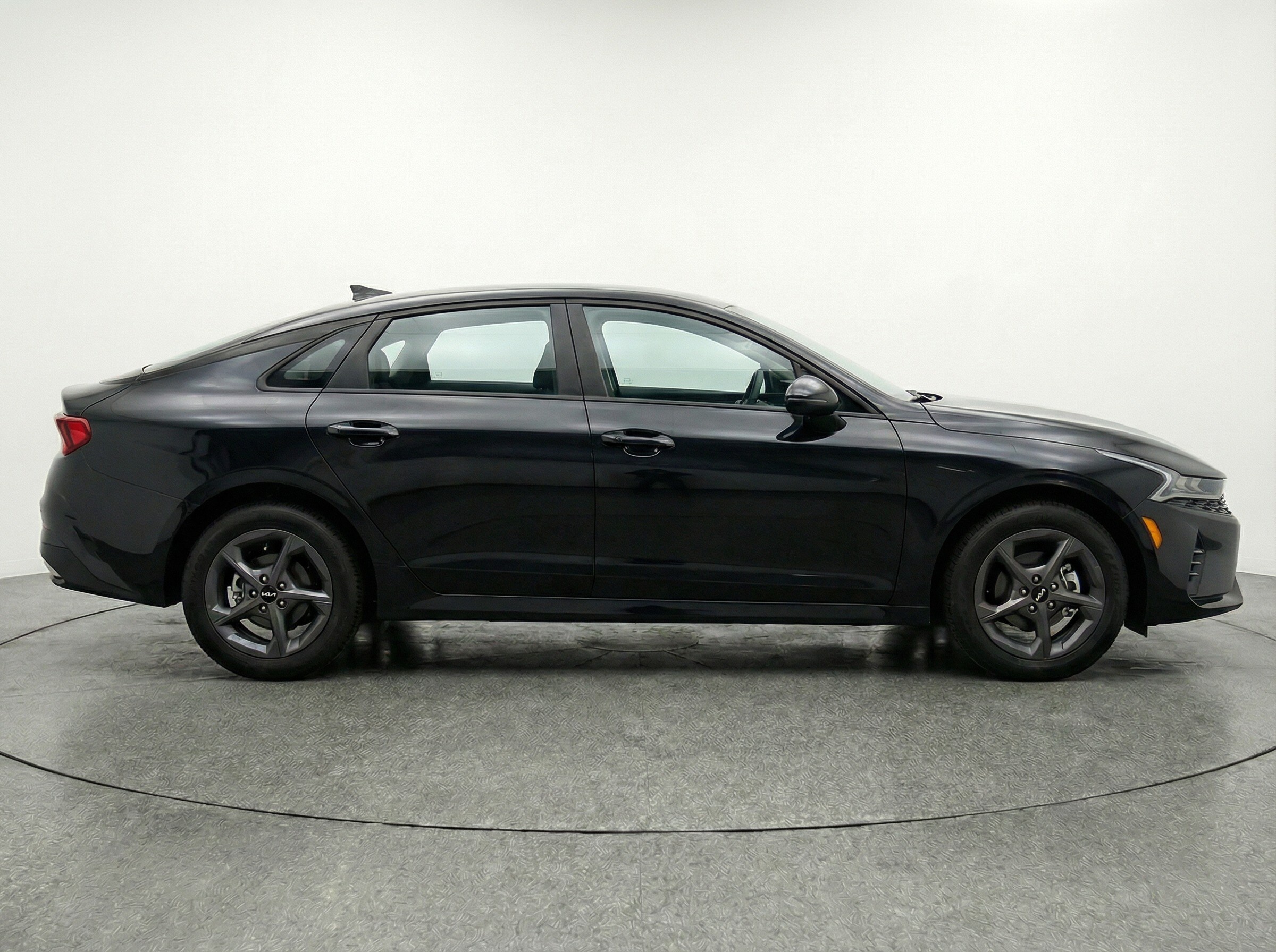 Thumbnail: 2025 Kia K4 - 4