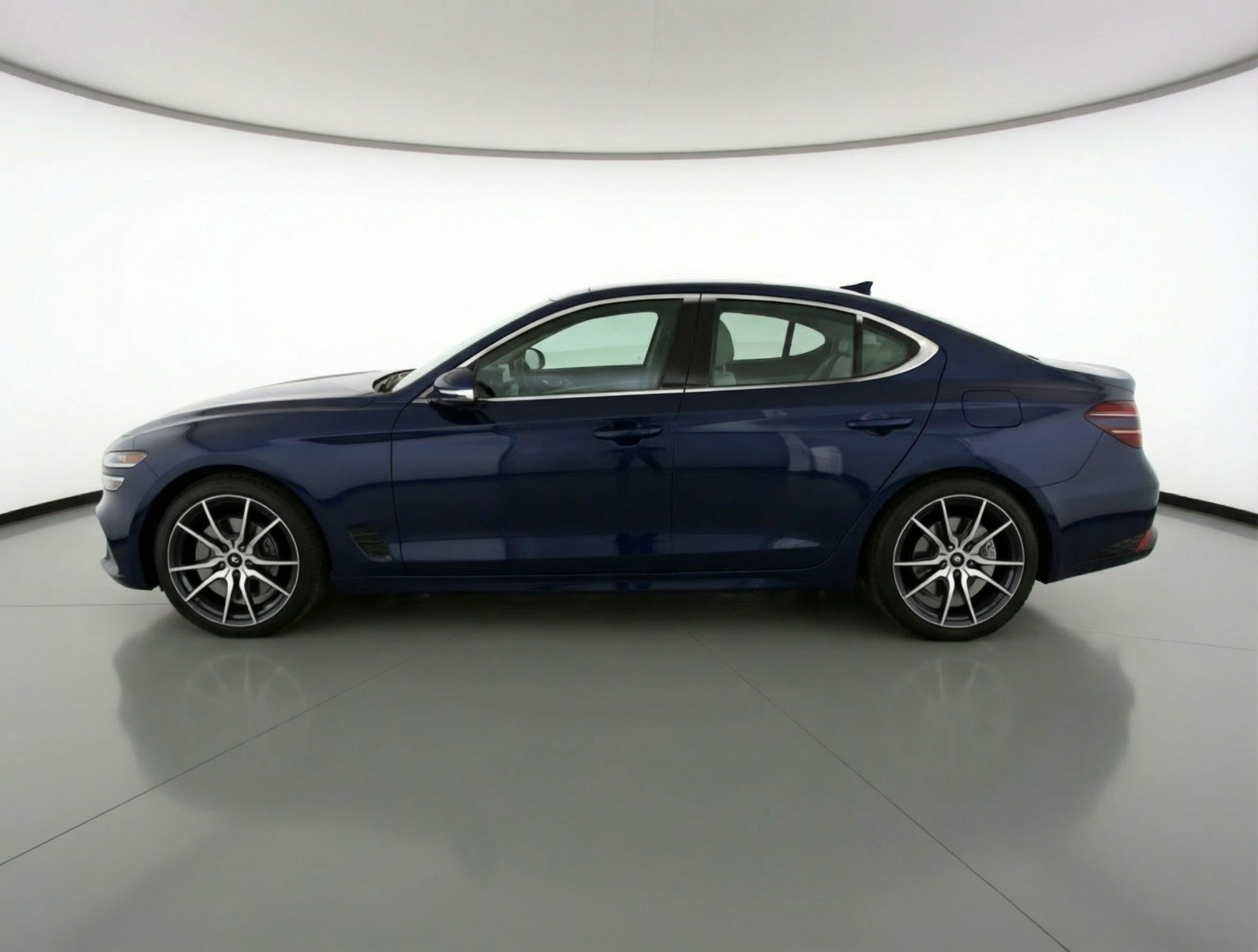 Thumbnail: 2025 Genesis G70 - 4