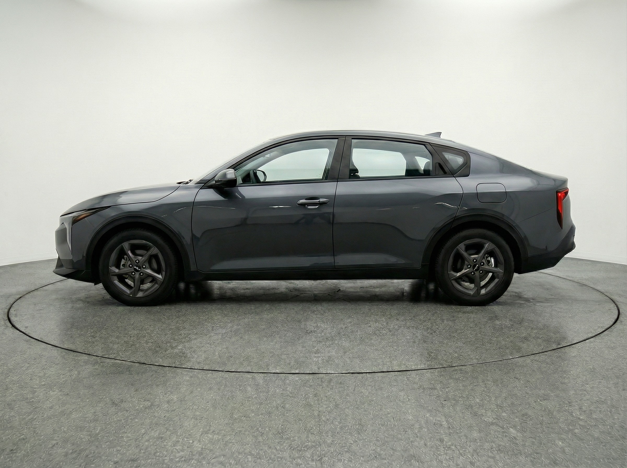 Thumbnail: 2025 Kia K4 - 4