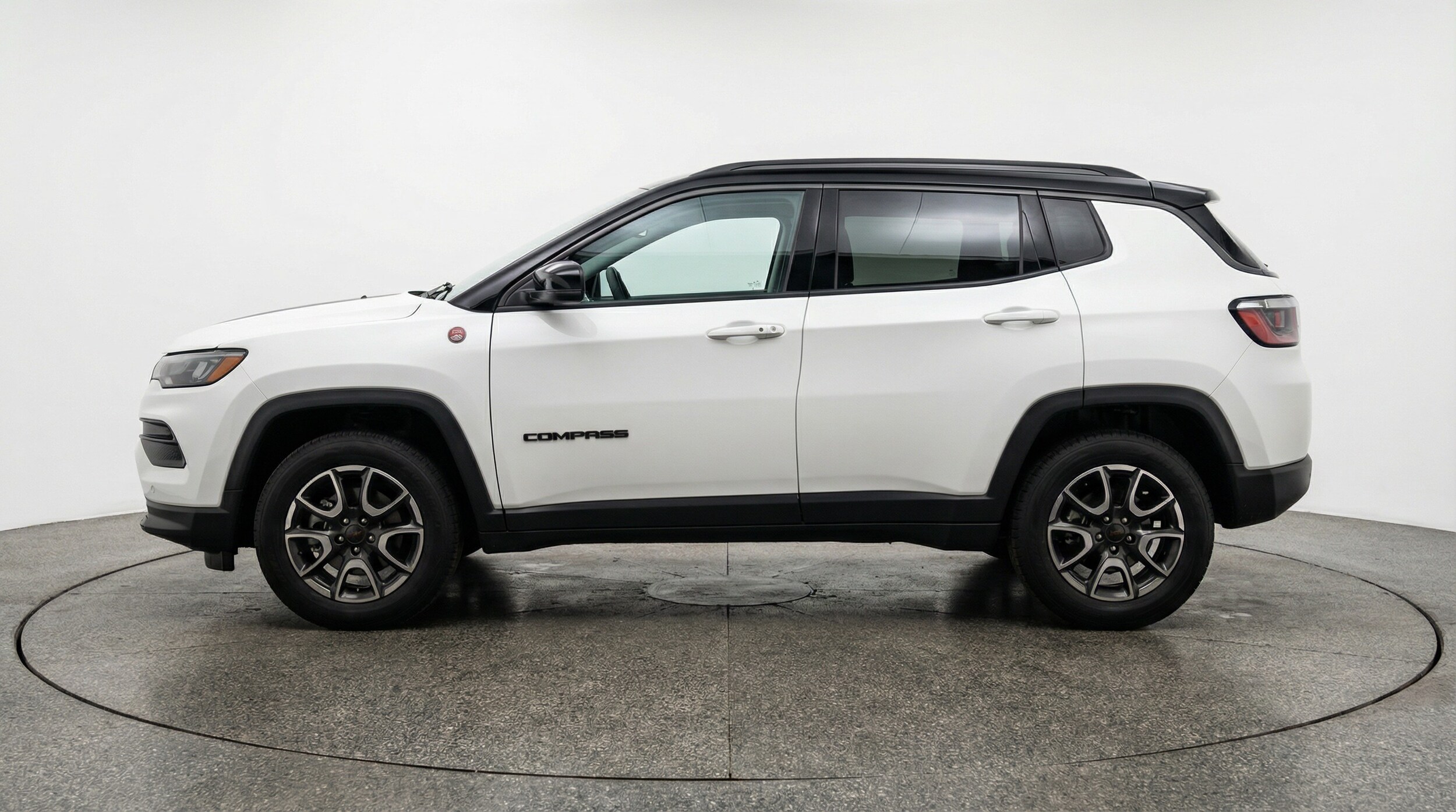 Thumbnail: 2025 Jeep Compass - 4
