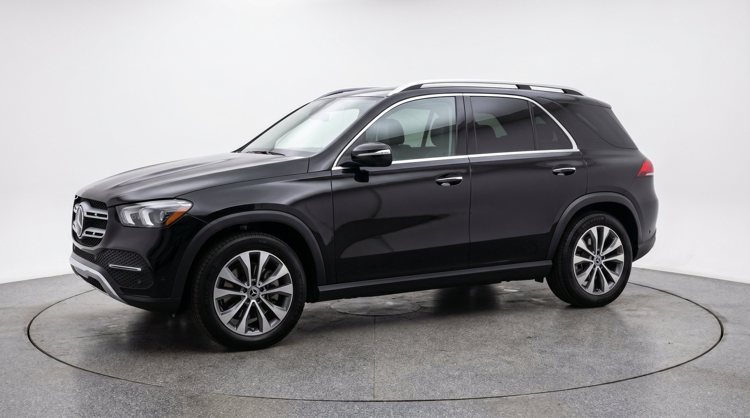 Thumbnail: 2026 Mercedes-Benz GLE - 3