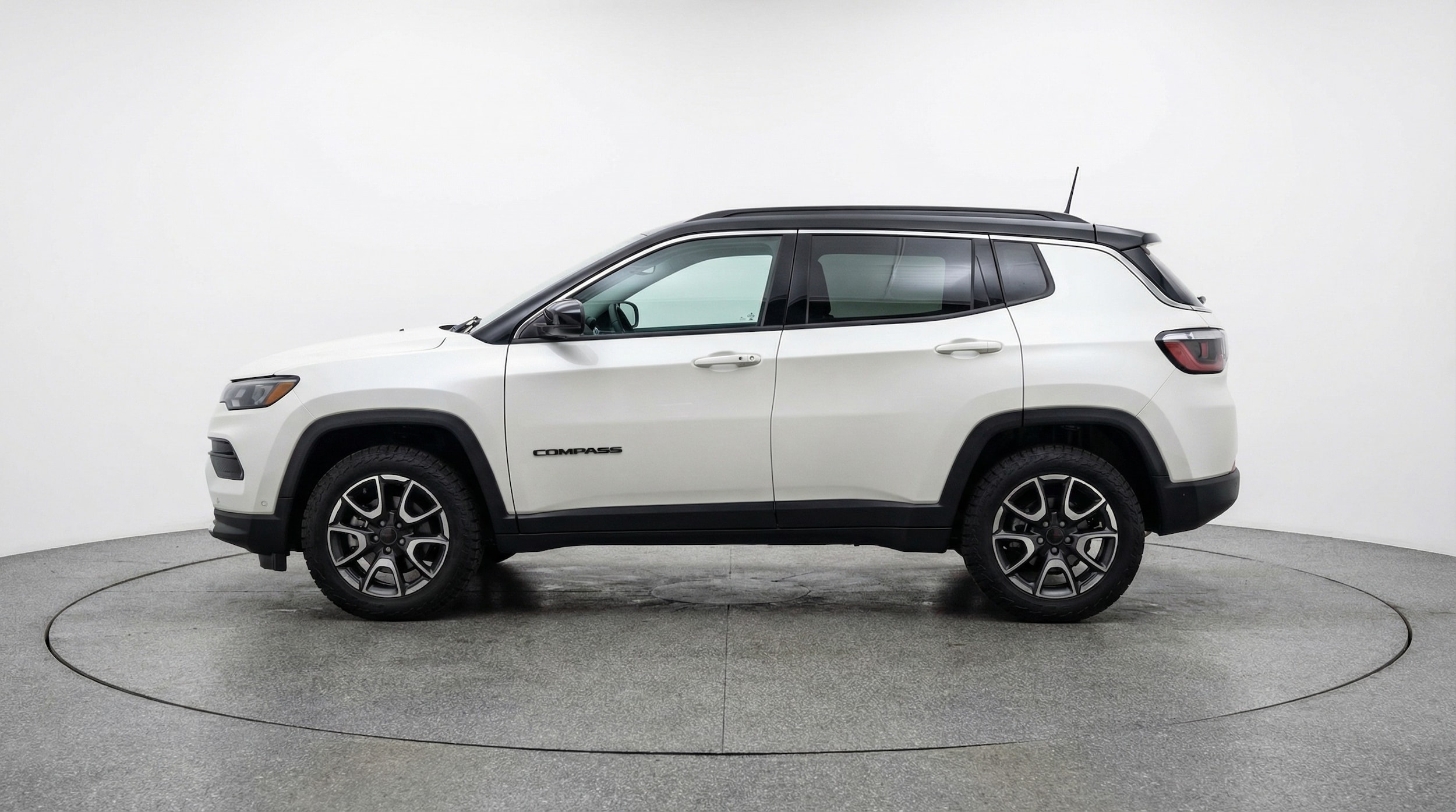 Thumbnail: 2025 Jeep Compass - 4