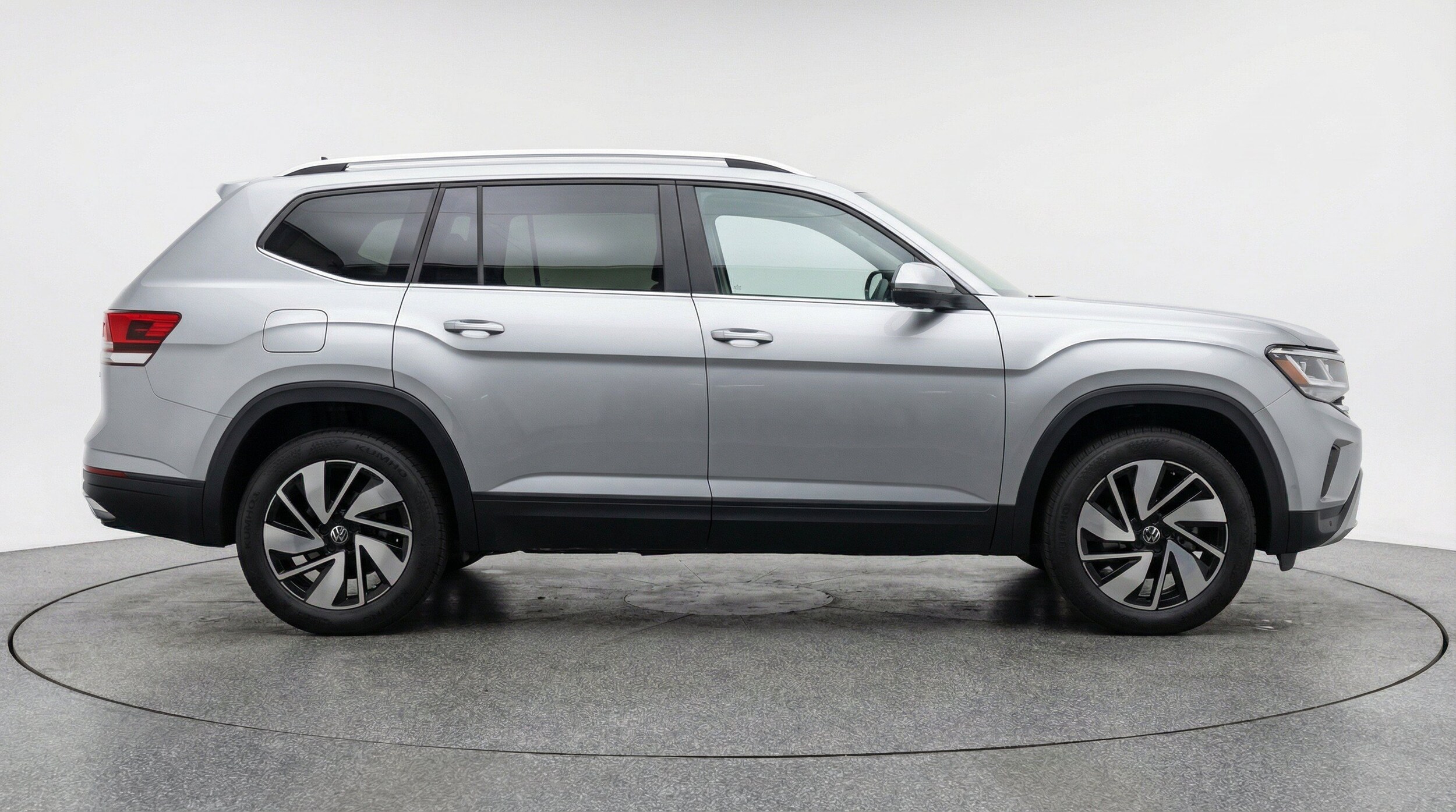 Thumbnail: 2026 Volkswagen Atlas - 11